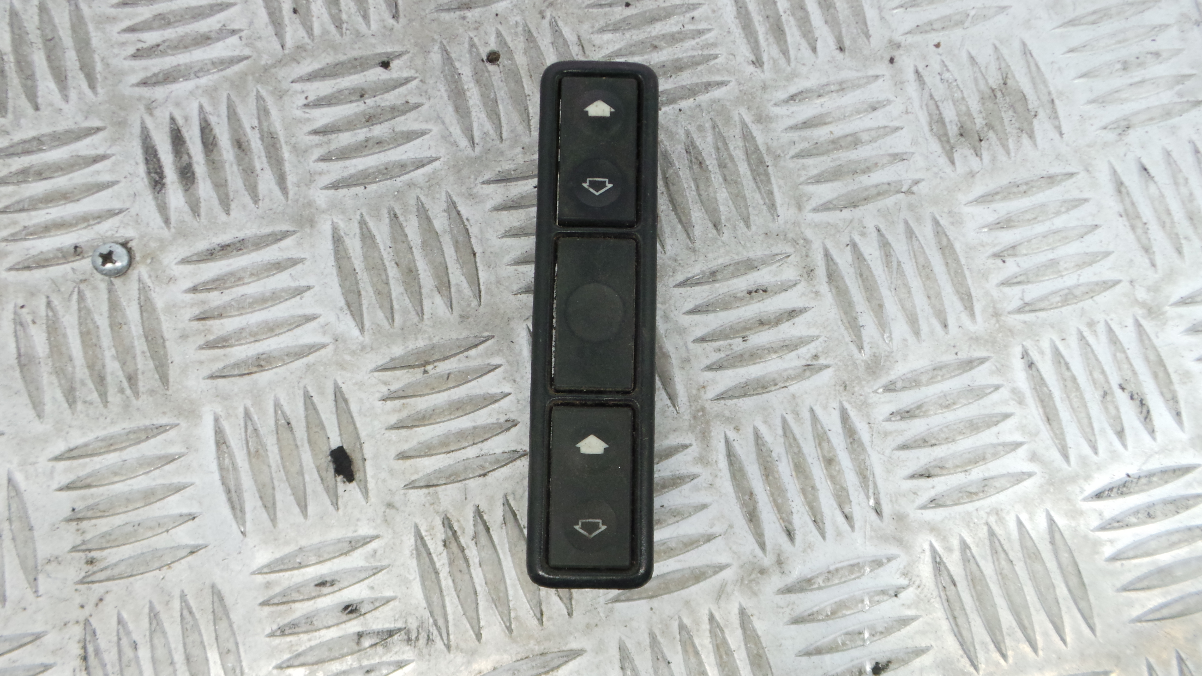 Interruptor / Comando Elevador Vidro Frente Esq  61.31-1387999 - BMW 3 (E36)-33194965