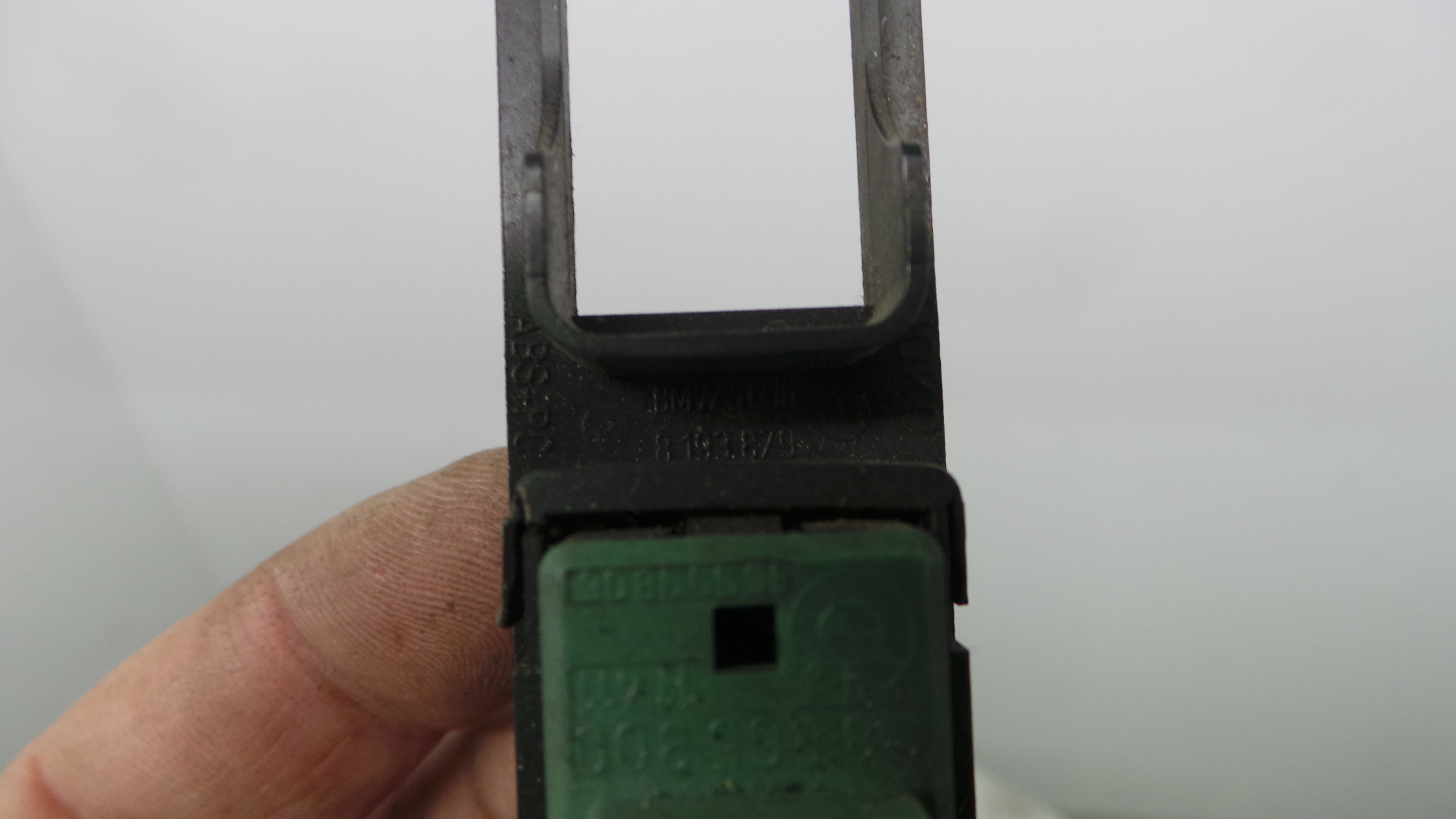 Interruptor / Comando Elevador Vidro Frente Esq 8193879 - BMW 3 (E36)-33194969