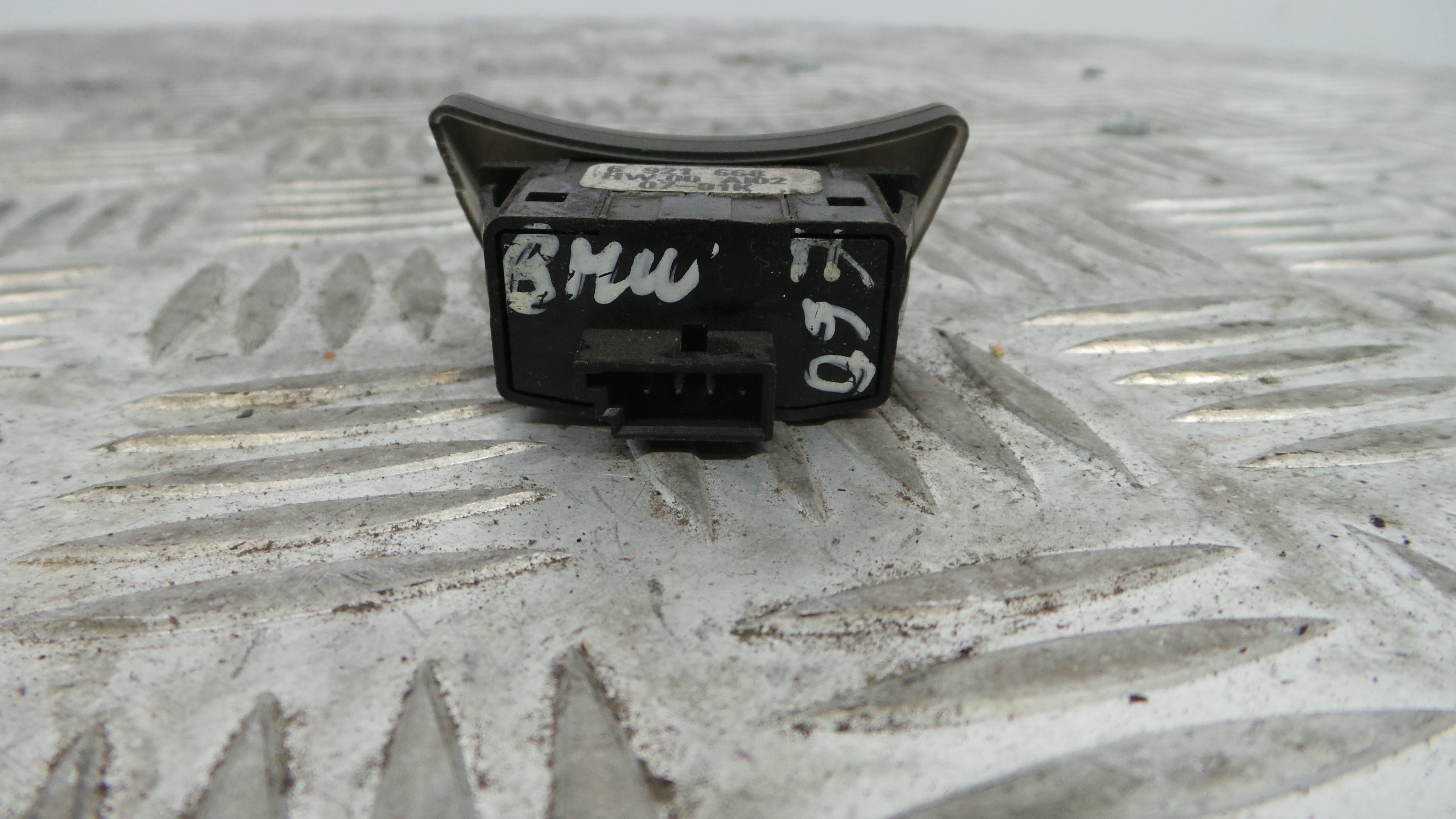 Botões da Consola  6921668 - BMW 5 (E60)-33194978