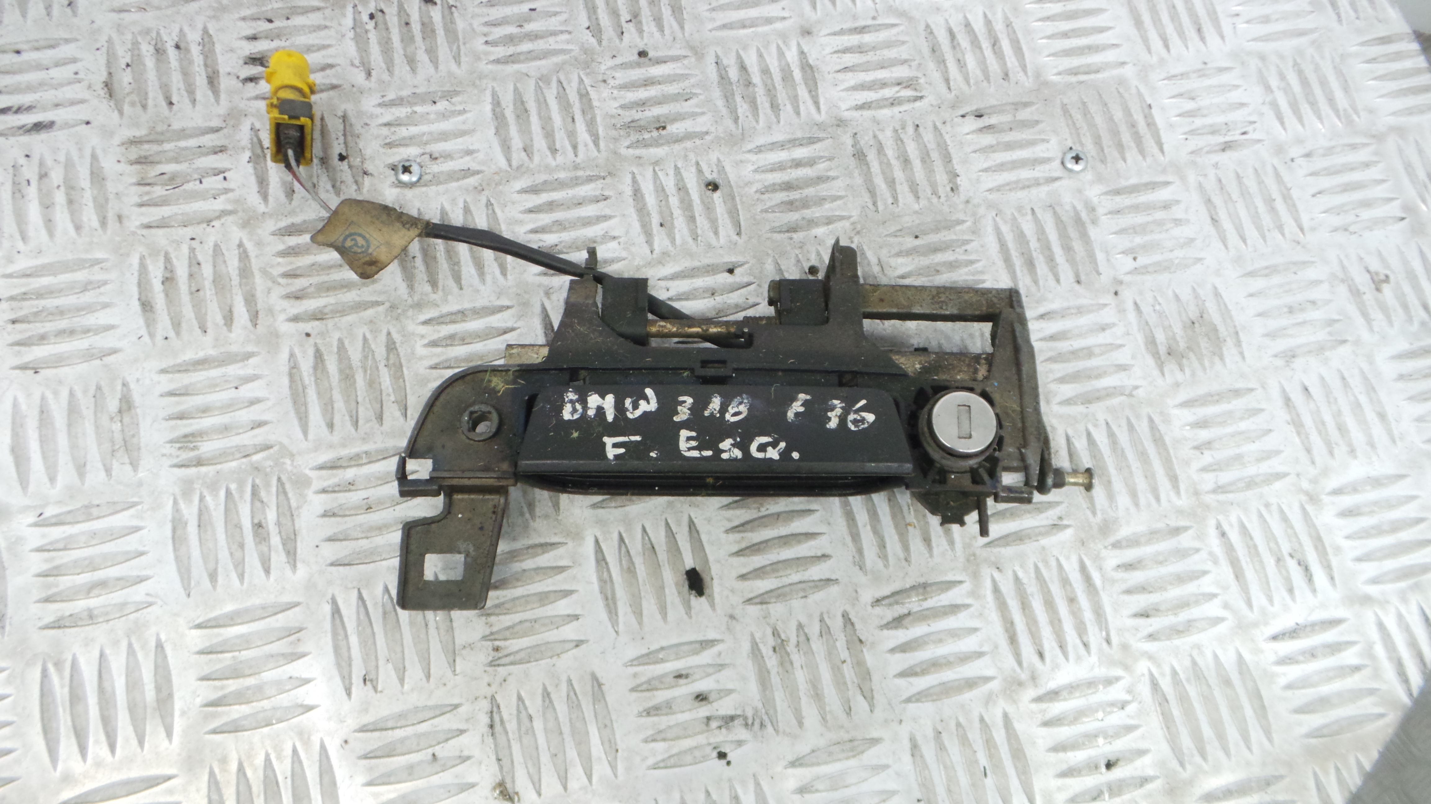 Puxador Exterior Frente Esquerdo 51.21-1960801 - BMW 3 (E36)-33195040