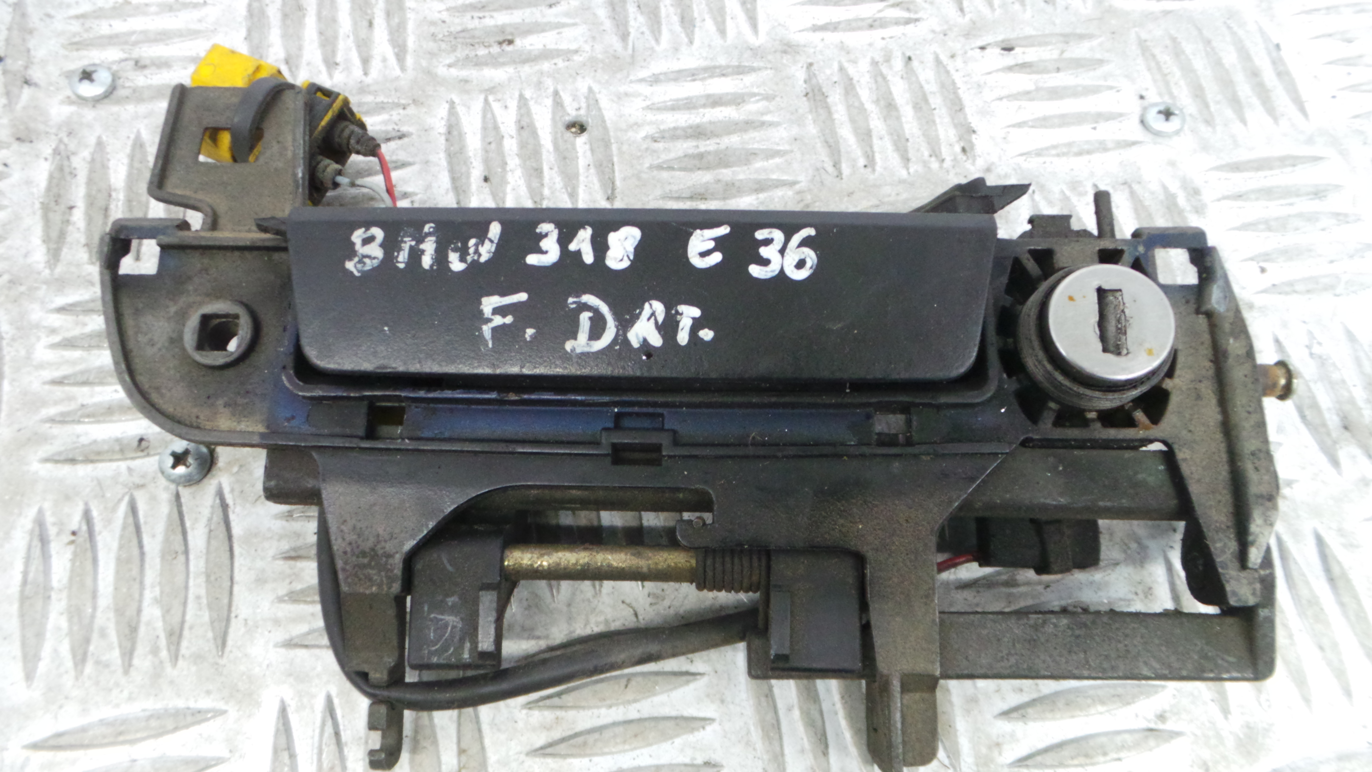 Puxador Exterior Frente Direita  51.21-1960801 - BMW 3 (E36)-33195057