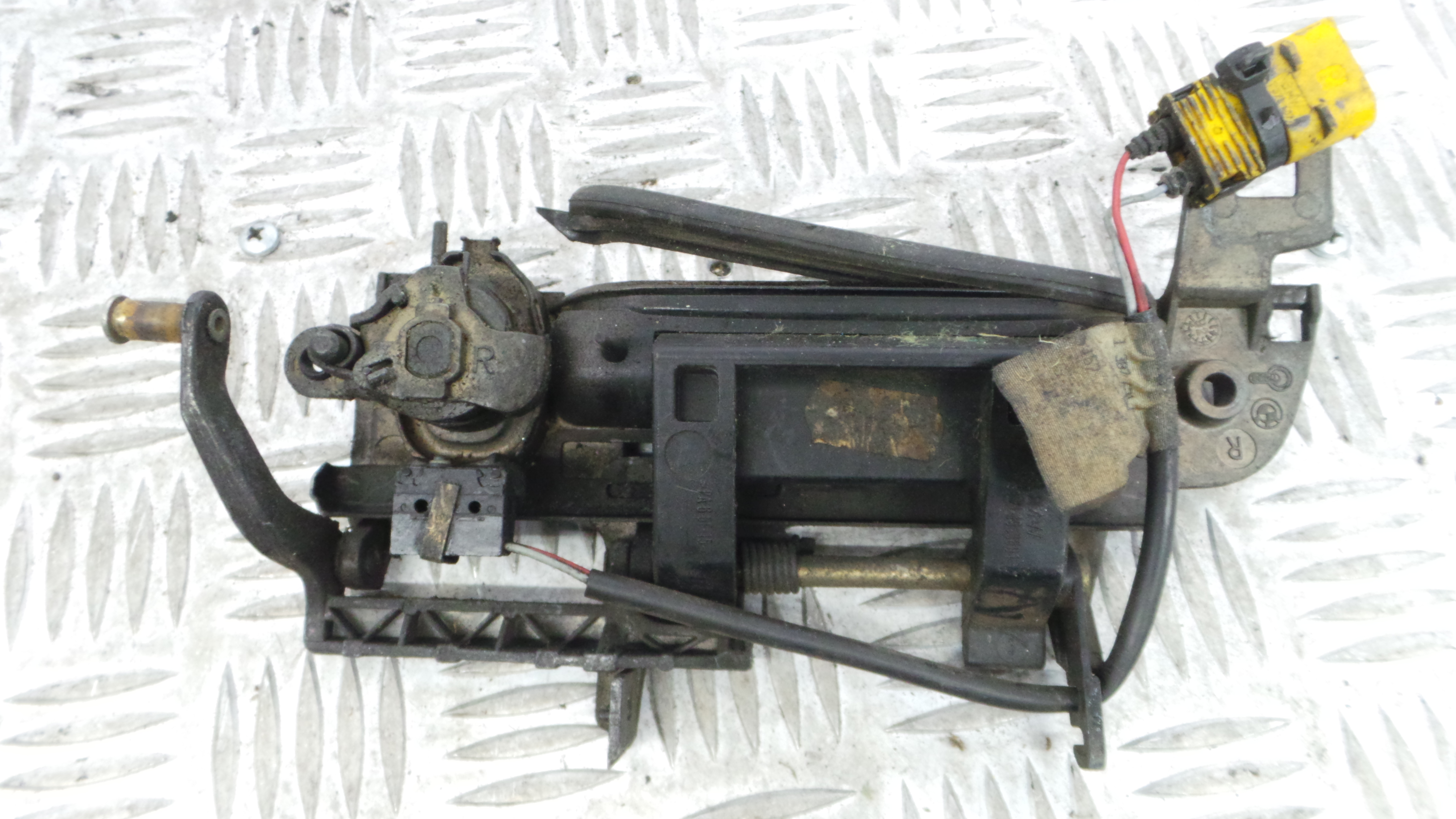 Puxador Exterior Frente Direita 51.21-1960801 - BMW 3 (E36)-33195057