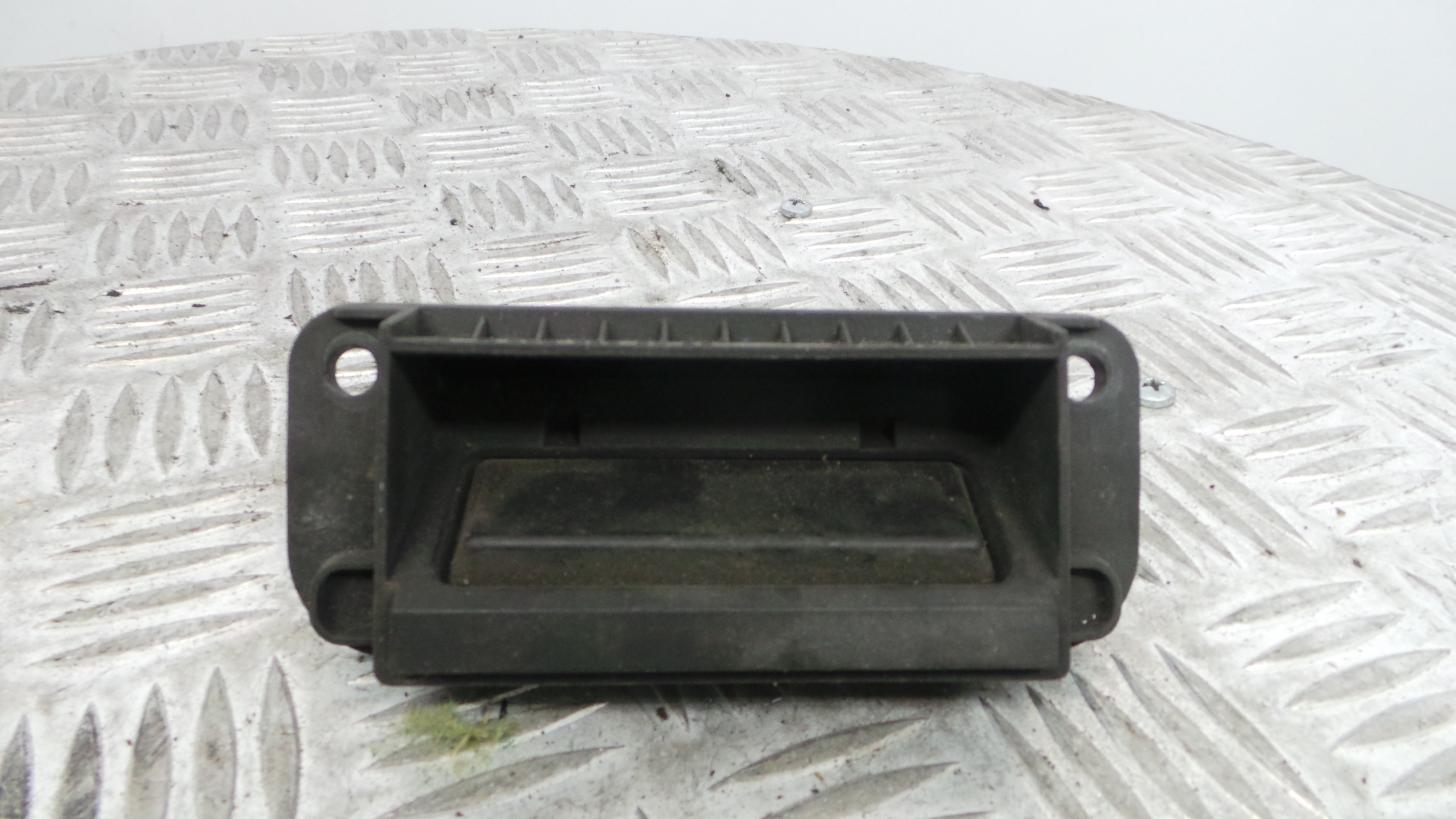 Puxador Exterior da Tampa da Mala A2047500293 - MERCEDES-BENZ C-CLASS (W204)-33195062 Puxador Exterior da Tampa da Mala A2047500293 - MERCEDES-BENZ C-CLASS (W204)-33195062