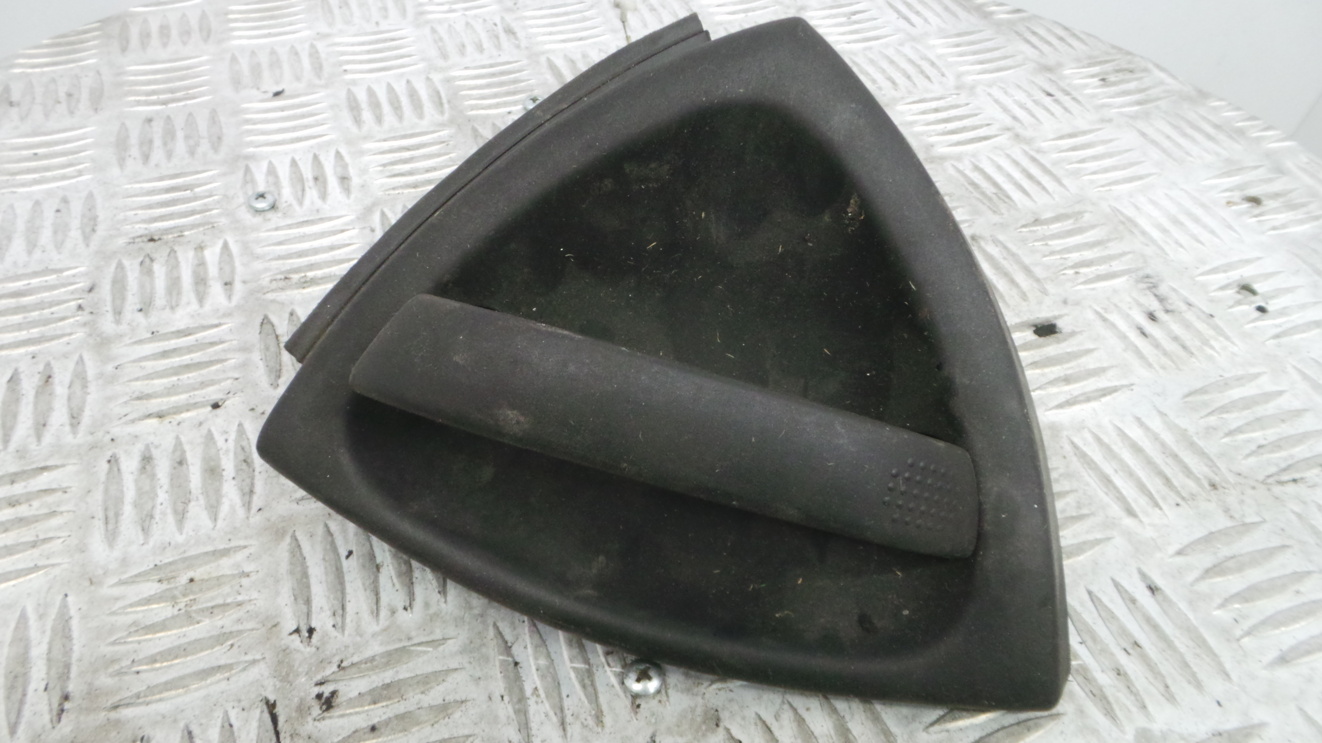 Puxador Exterior Frente Direita  Q0000541V008000000 - SMART CITY-COUPE (450)-33195093