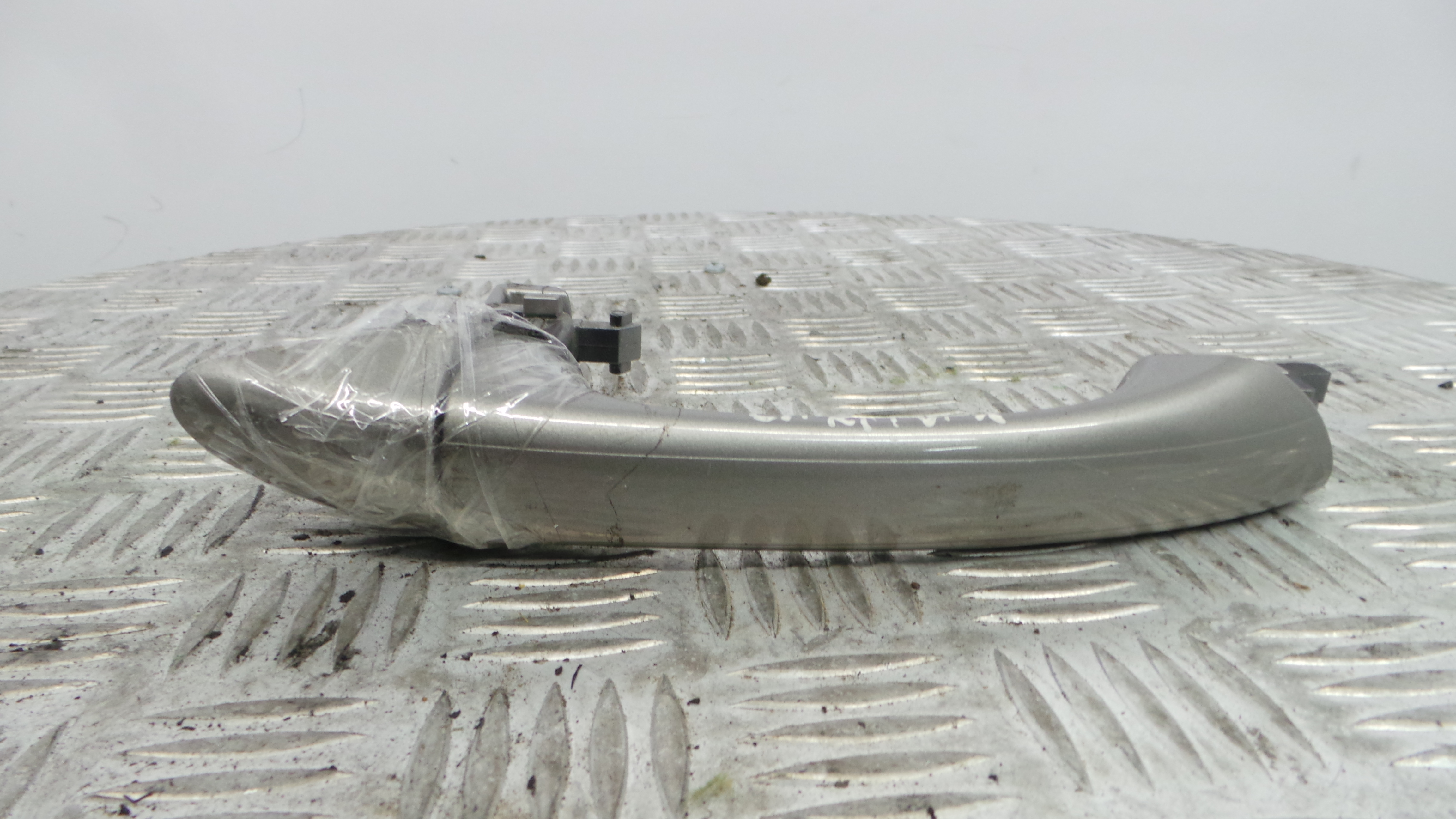 Puxador Exterior Trás Direita   A2117601870 - MERCEDES-BENZ C-CLASS (W203)-33195128