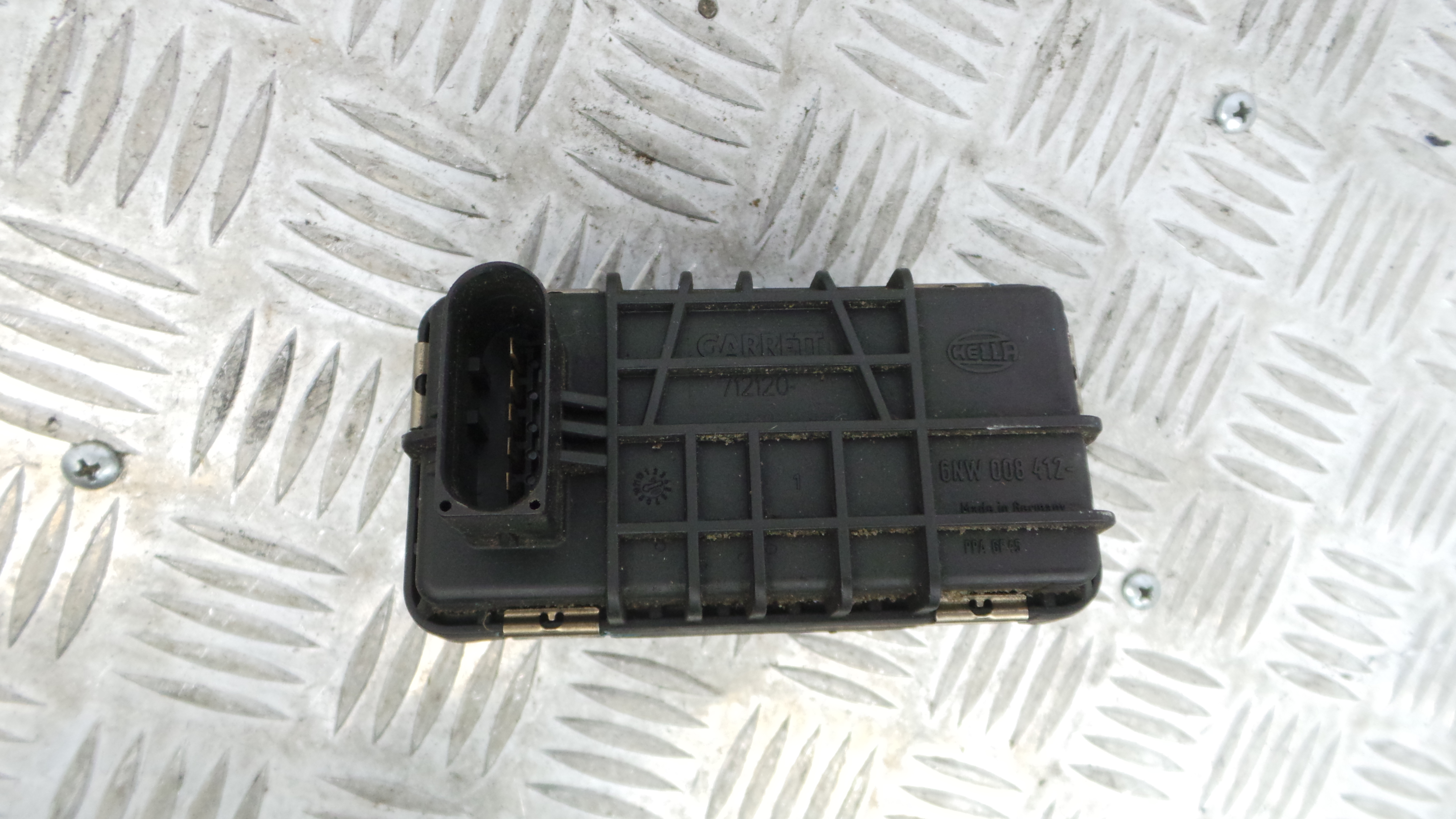 Válvula do Turbo 6NW008412 - BMW 3 (E46)-33195244