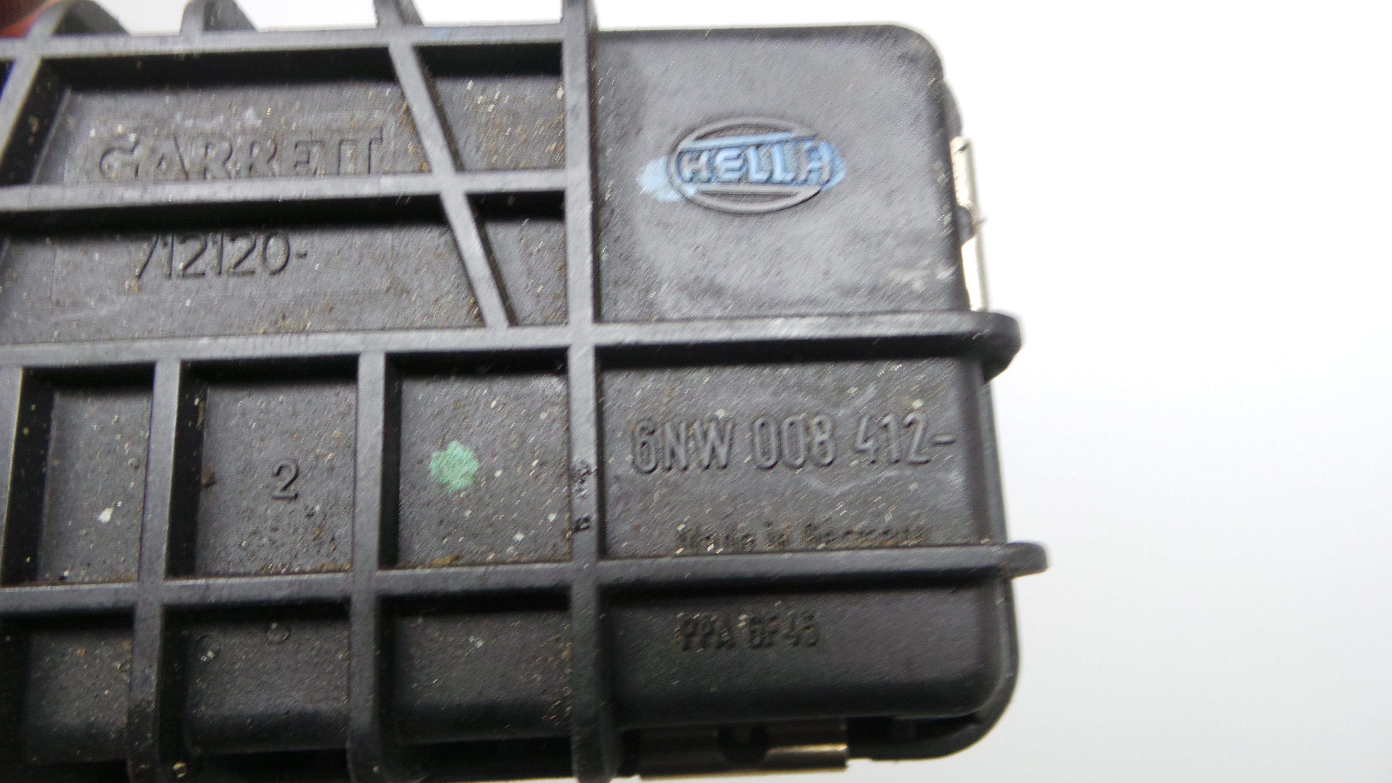 Válvula do Turbo 6NW008412 - BMW 3 (E46)-33195247