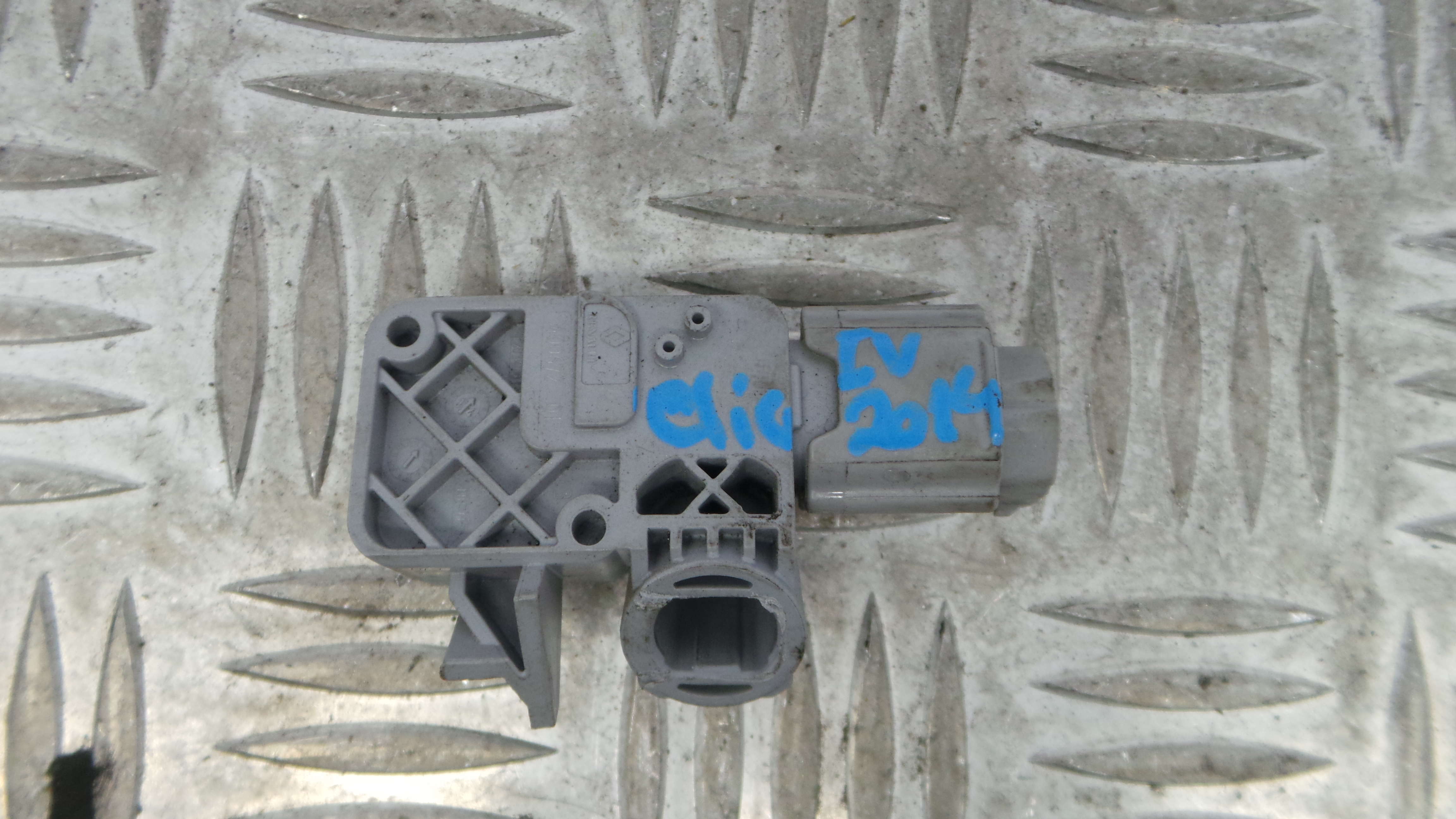 Sensor de Airbag 9888339499R - RENAULT CLIO IV (BH_)-33195306 Sensor de Airbag 9888339499R - RENAULT CLIO IV (BH_)-33195306