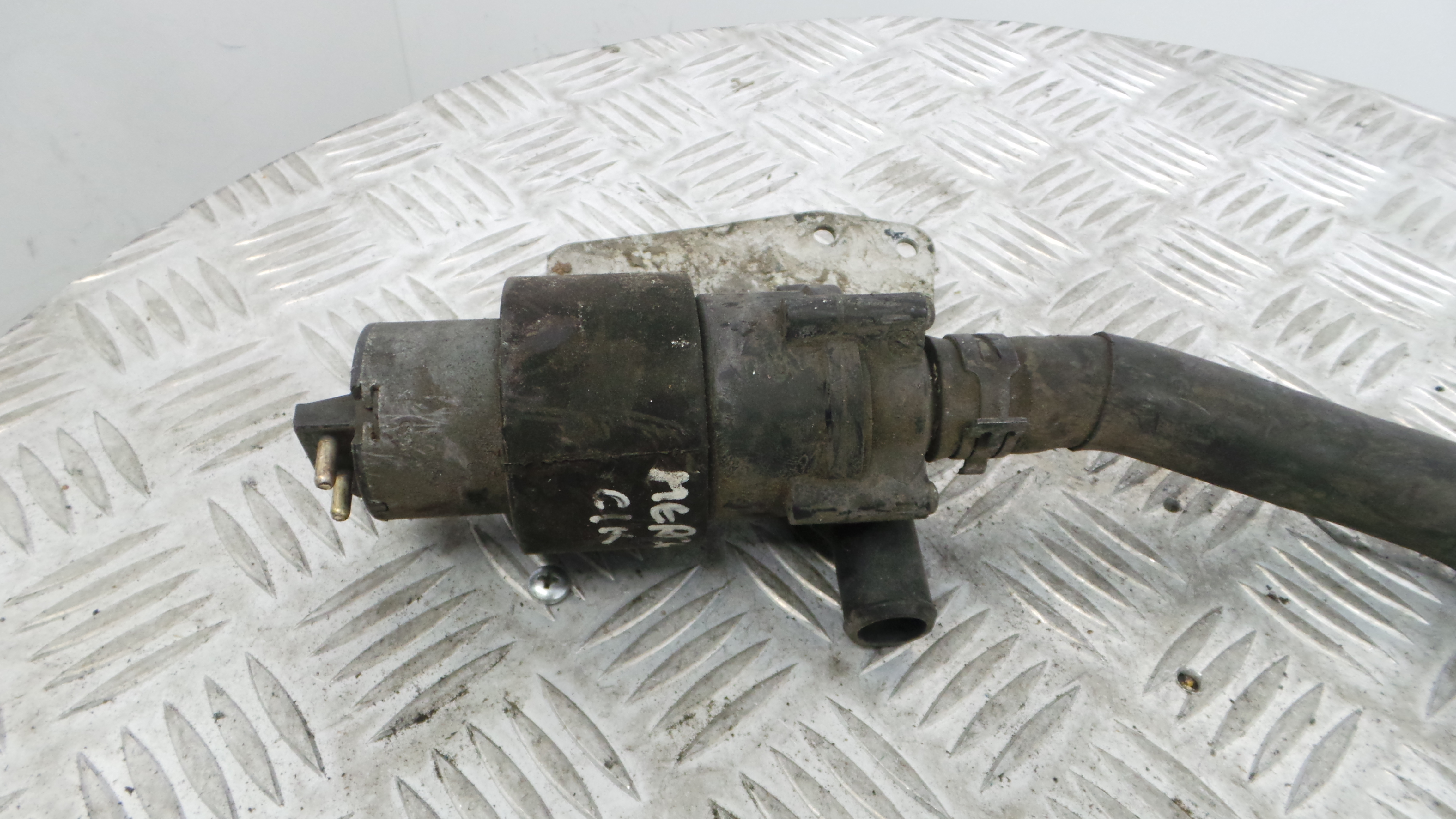 Bomba Água 2028350064 - MERCEDES-BENZ CLK (C208)-33195352