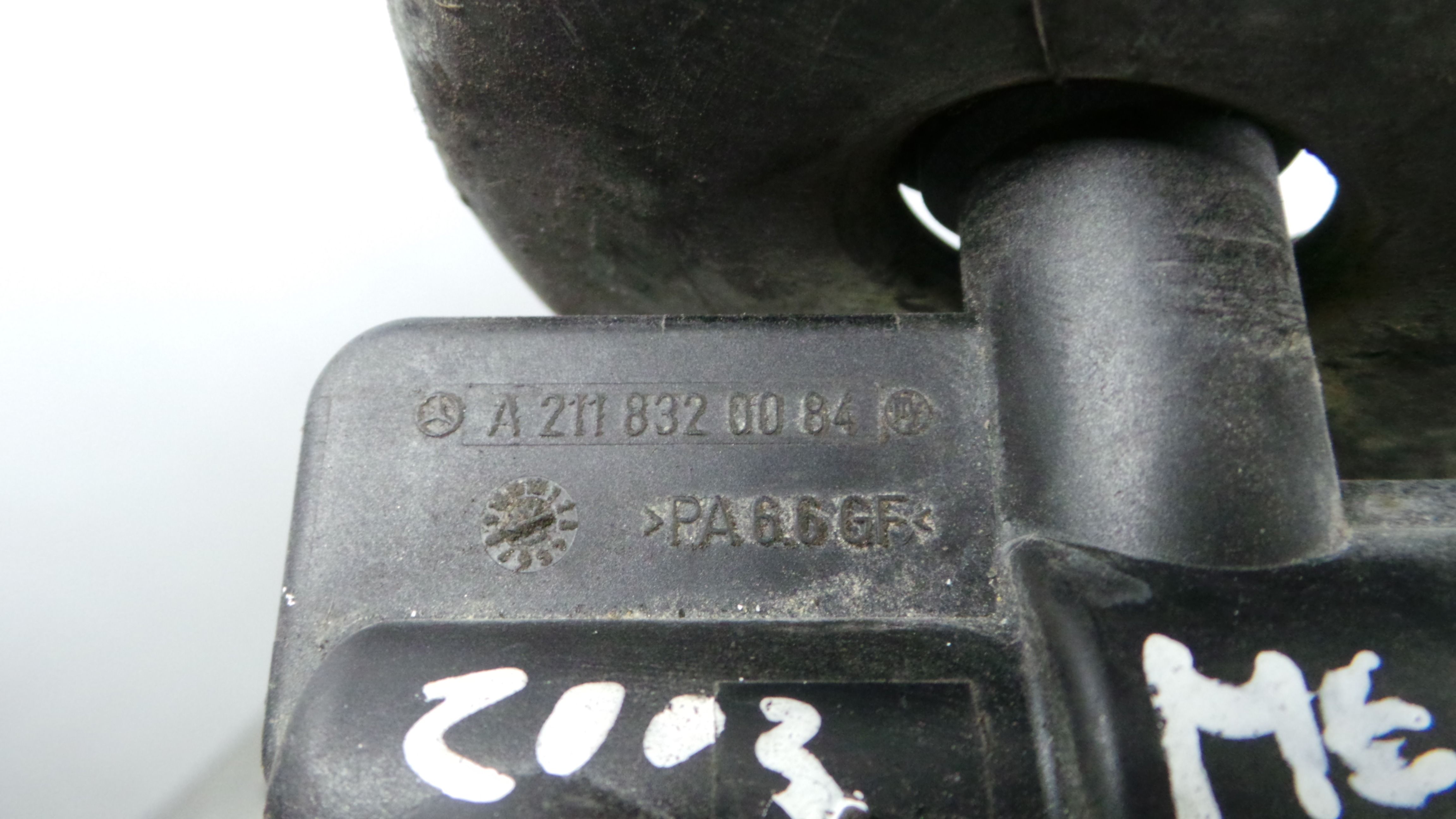 Torneira da Chauffage A2118320084 - MERCEDES-BENZ E-CLASS (W211)-33195364