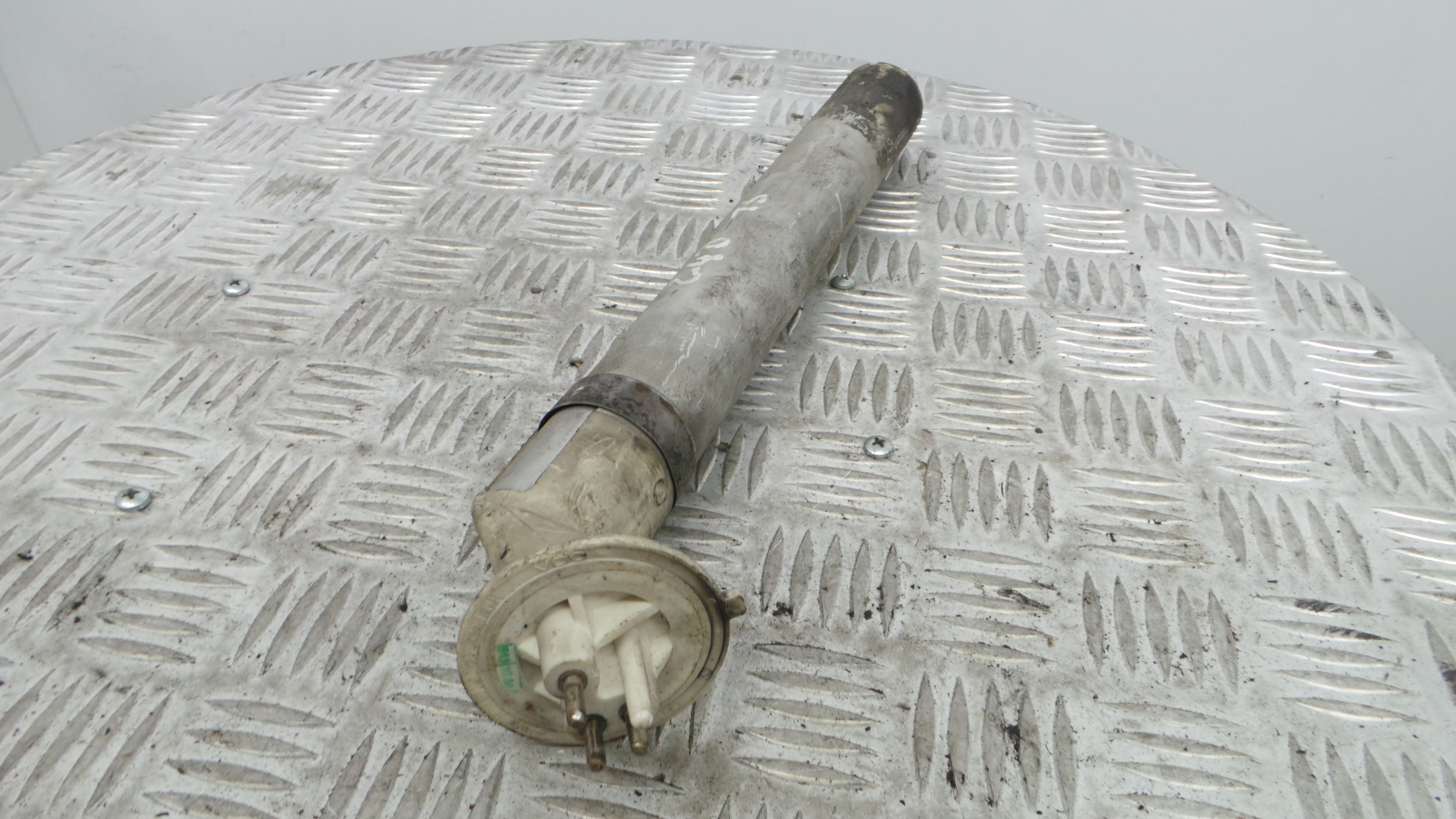 Boia do Combustível 2015420004 - MERCEDES-BENZ 190 (W201)-33195381