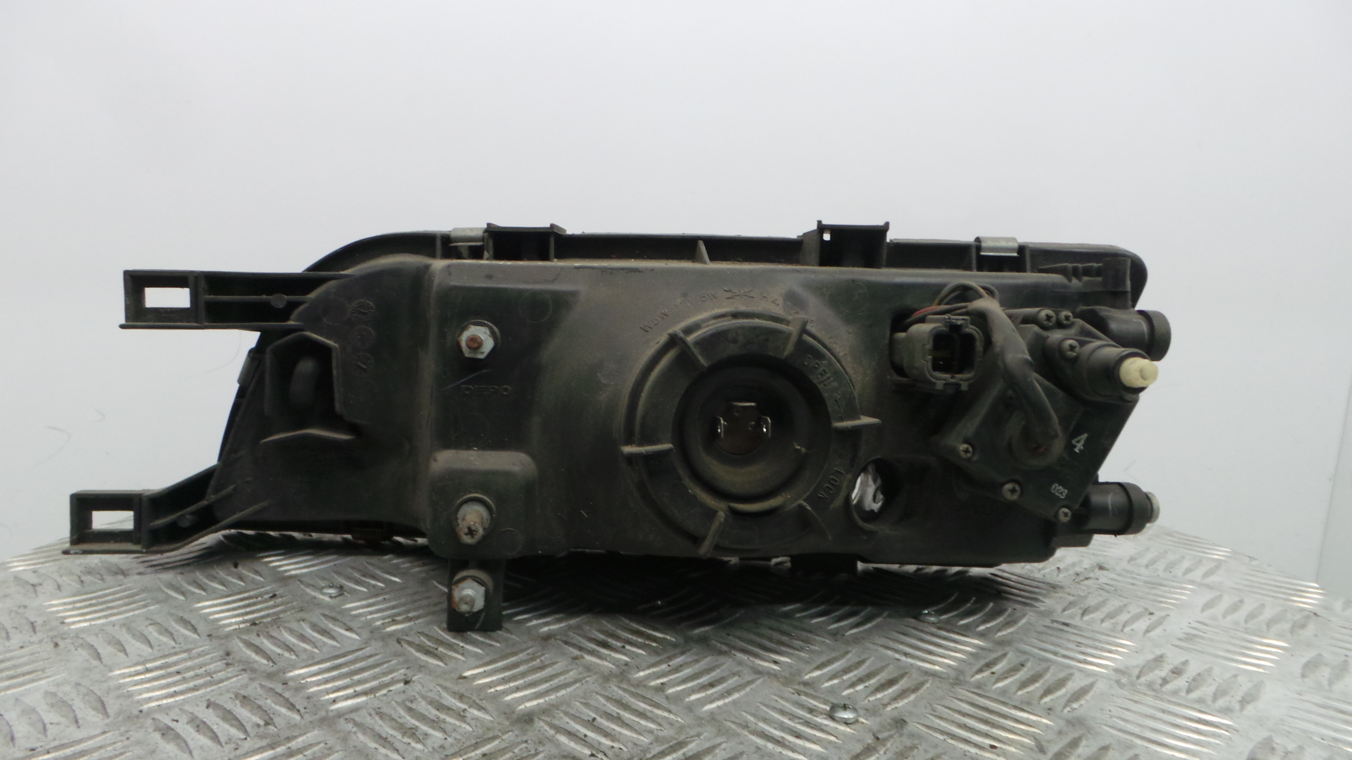 Ótica Dto 213-1168R - NISSAN ALMERA I (N15)-33196230