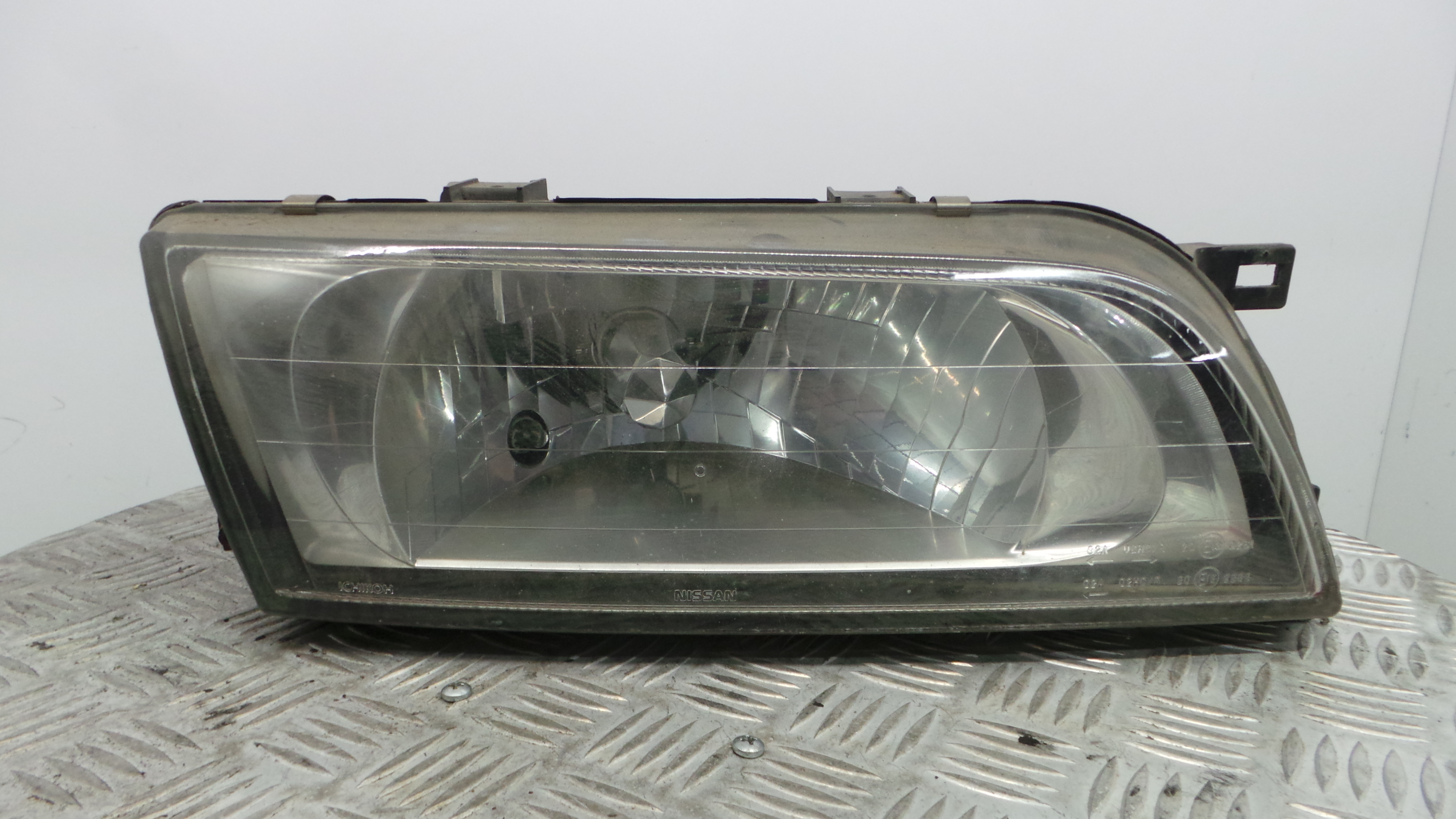 Ótica Dto 1593 - NISSAN ALMERA I (N15)-33196313 Ótica Dto 1593 - NISSAN ALMERA I (N15)-33196313