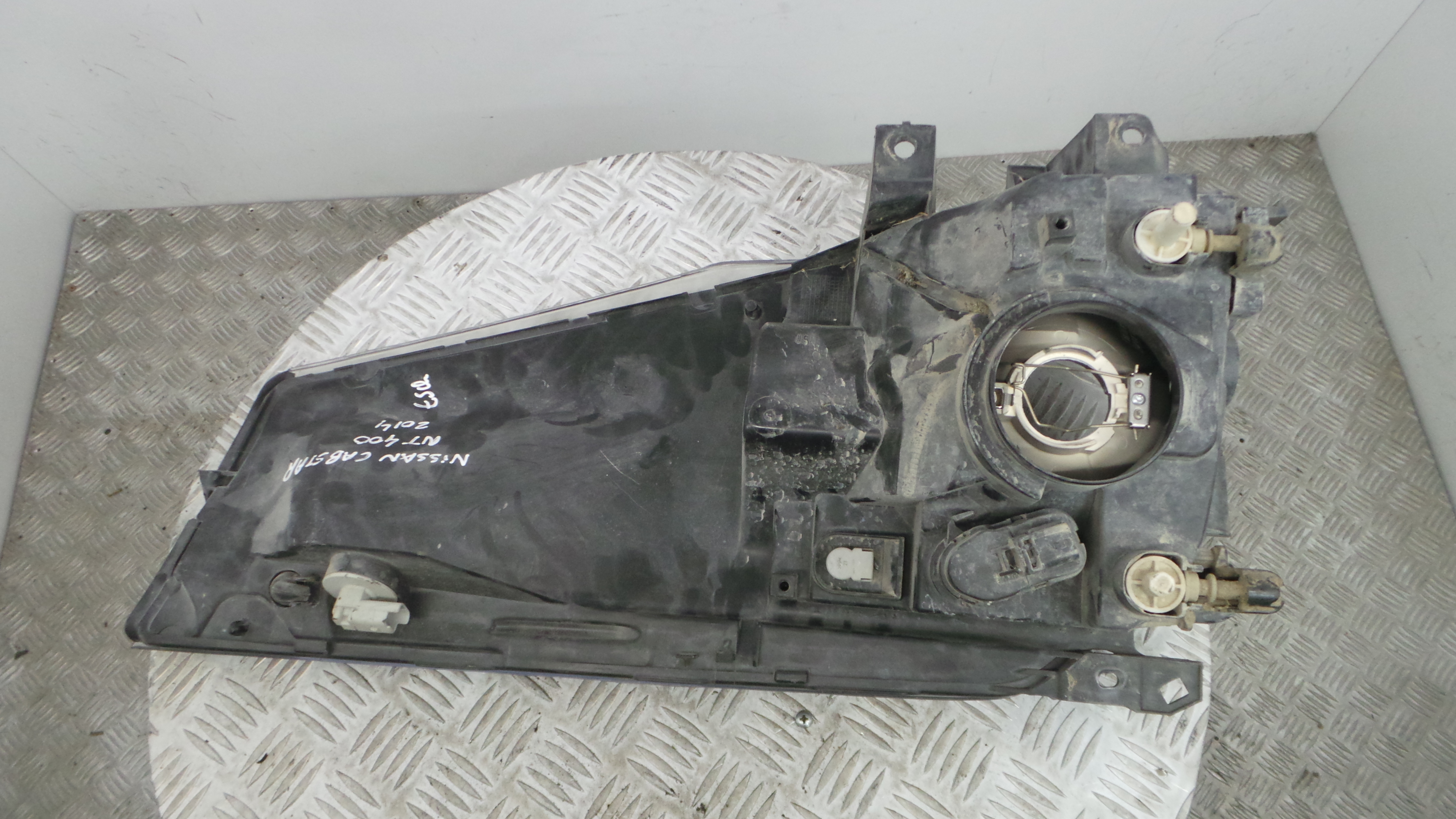 Ótica Esq 90050417 - NISSAN NT400 CABSTAR (F24M)-33196321