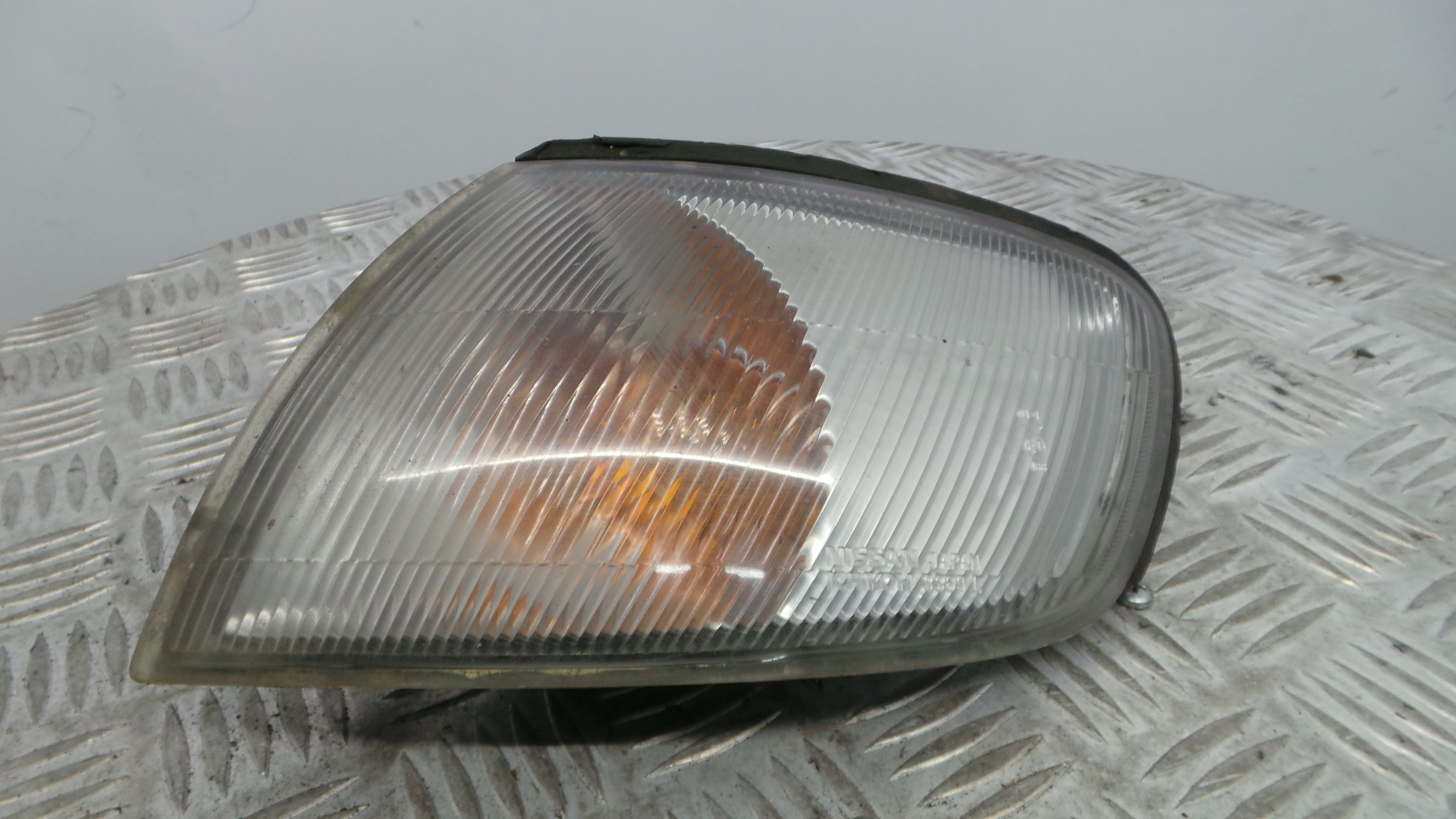 Farolim de Pisca Frente Esq 3369L - NISSAN ALMERA I (N15)-33196339