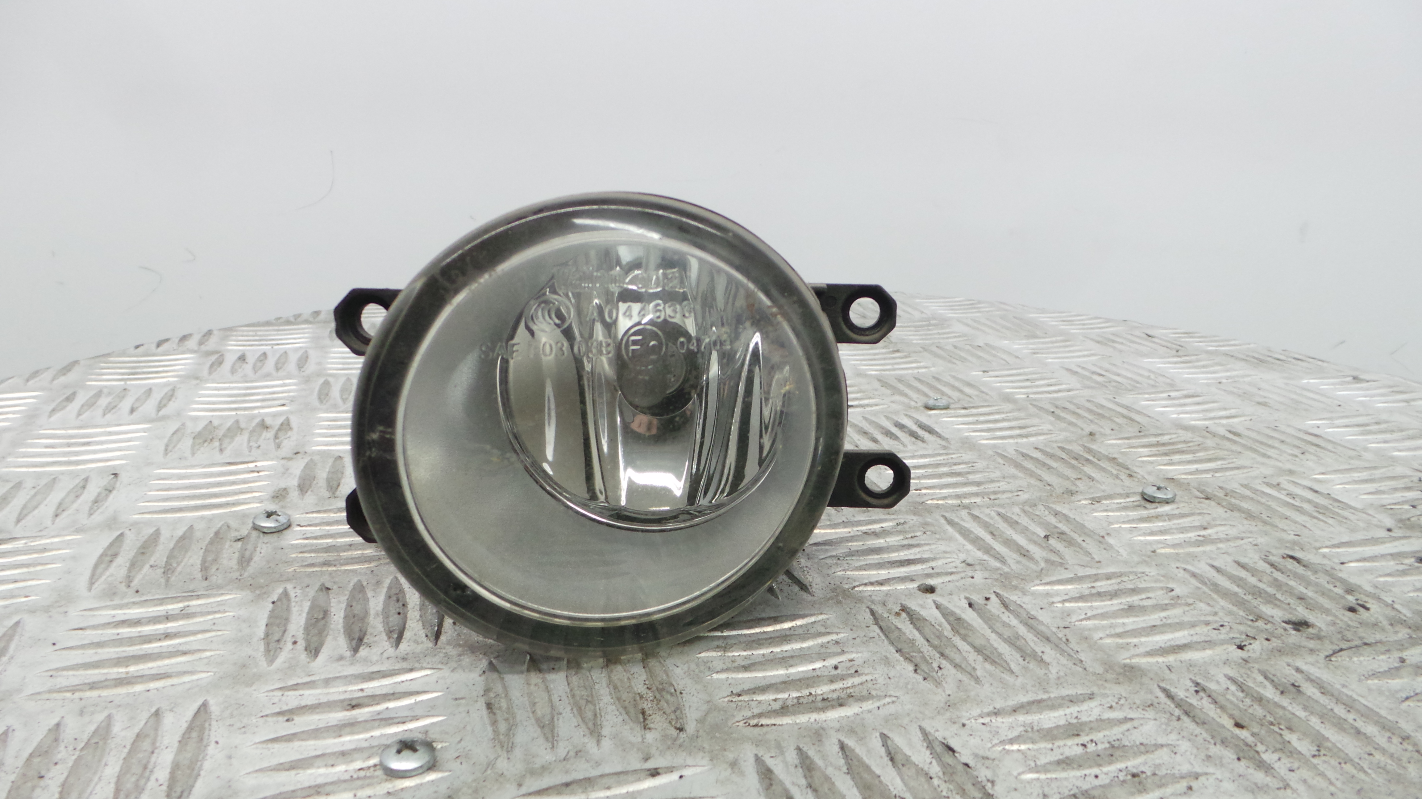 Farol Nevoeiro Esquerdo 89210657 - TOYOTA AURIS (_E18_)-33196387