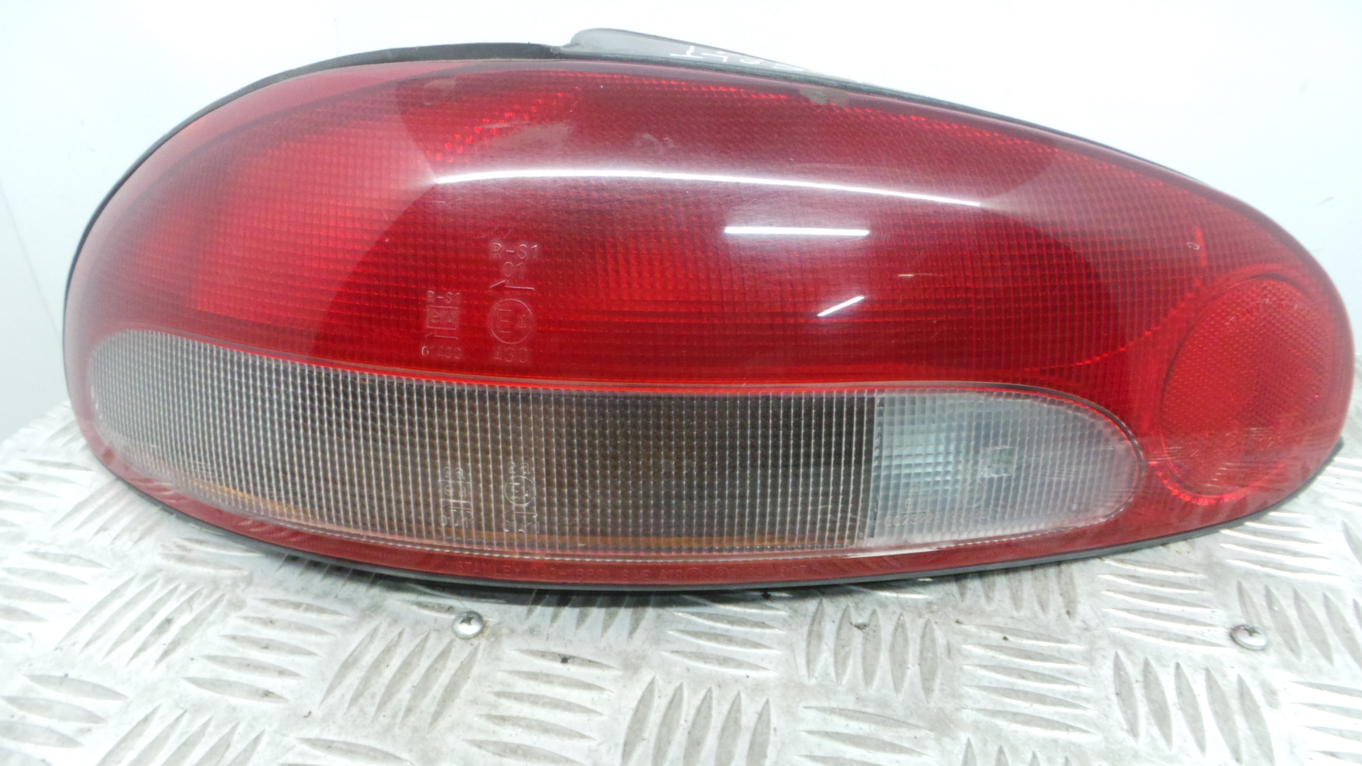 Farolim Stop Esq 043-1568L - MITSUBISHI COLT IV (CA_A), COLT Mk IV (CA_A)-33196416