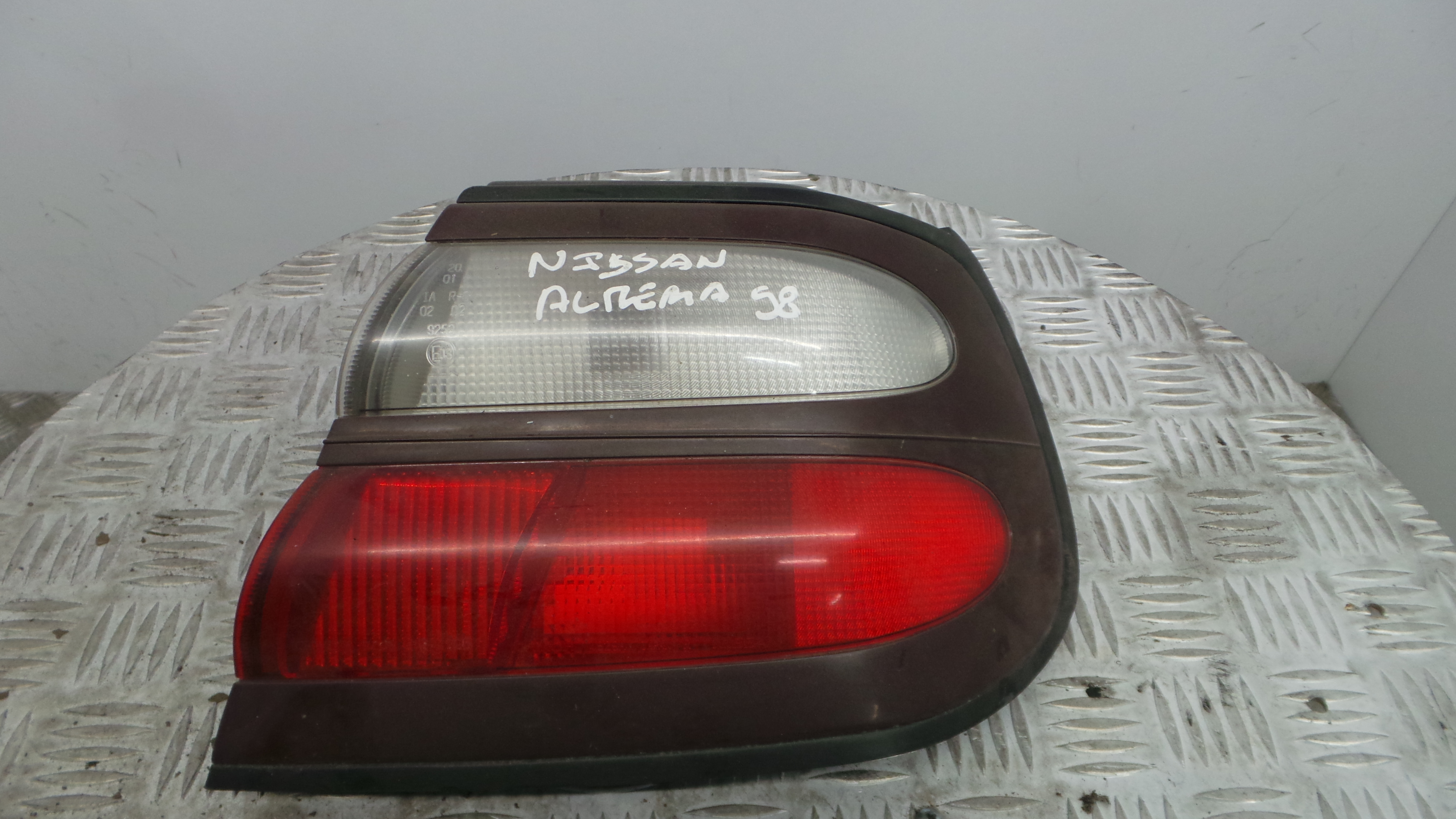 Farolim Stop Dto 265502N386 - NISSAN ALMERA I (N15)-33196424