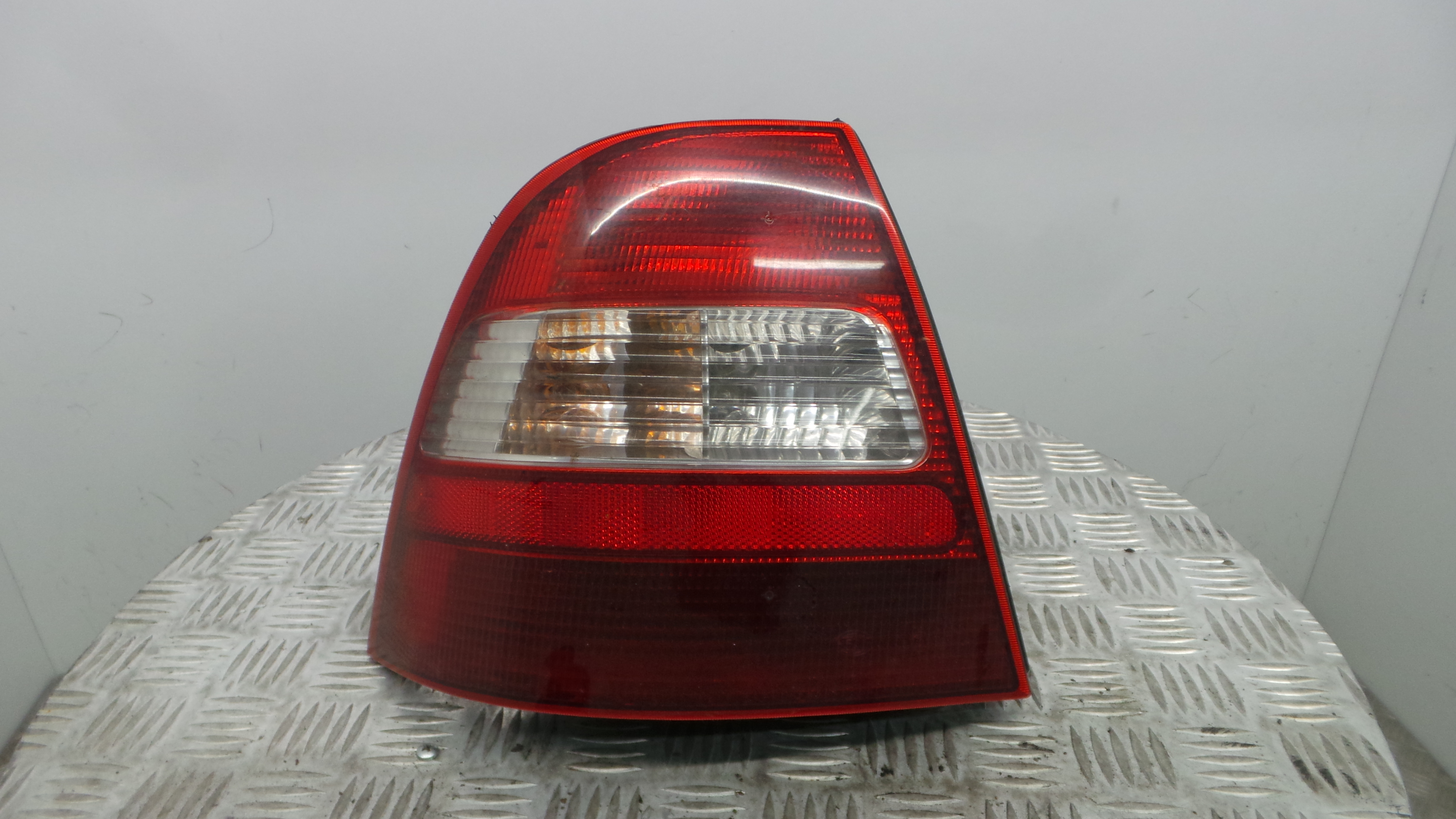 Farolim Stop Esq 236583-10 - HONDA CIVIC Mk V Aerodeck (MB, MC), CIVIC VI Aerodeck (MB, MC)-33196438