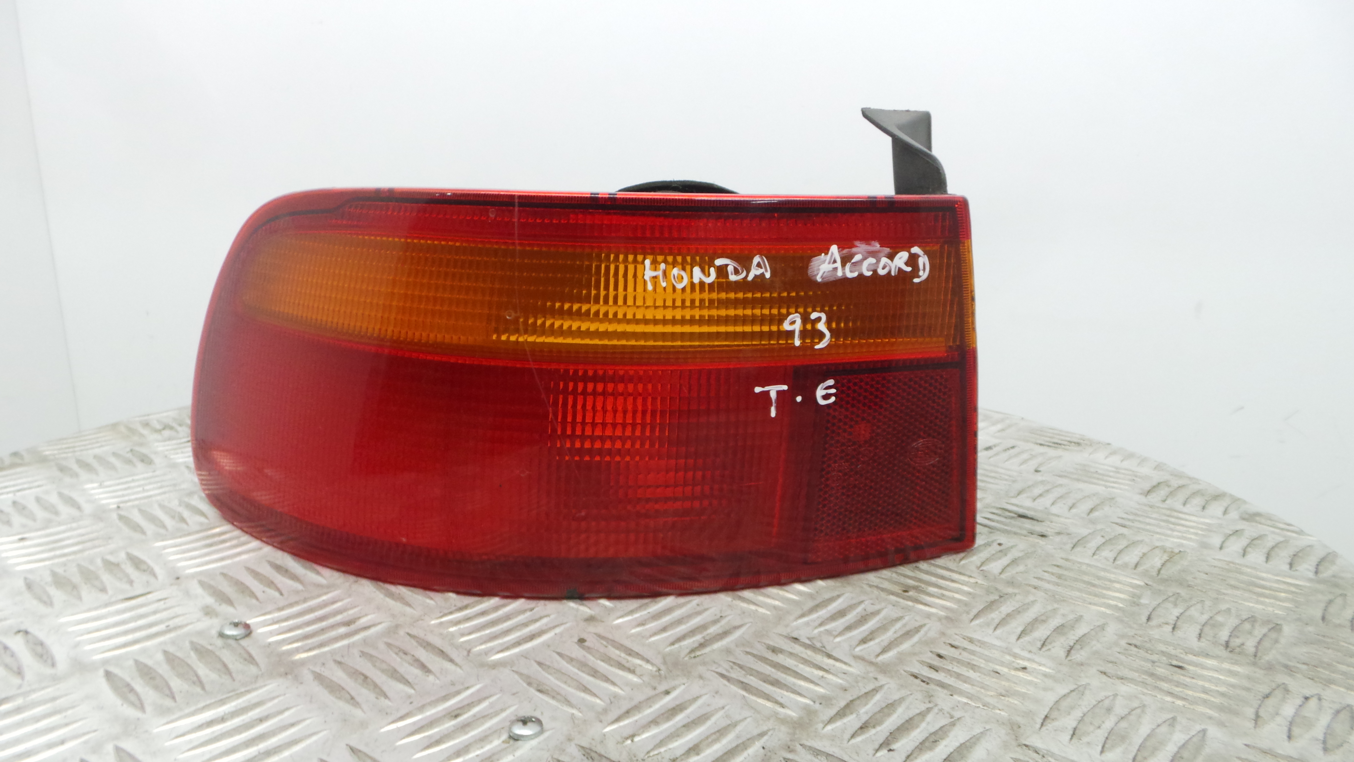 Farolim Stop Esq 33550SN7G01 - HONDA ACCORD Mk V (CC, CD), ACCORD V (CC, CD)-33196575 Farolim Stop Esq 33550SN7G01 - HONDA ACCORD Mk V (CC, CD), ACCORD V (CC, CD)-33196575