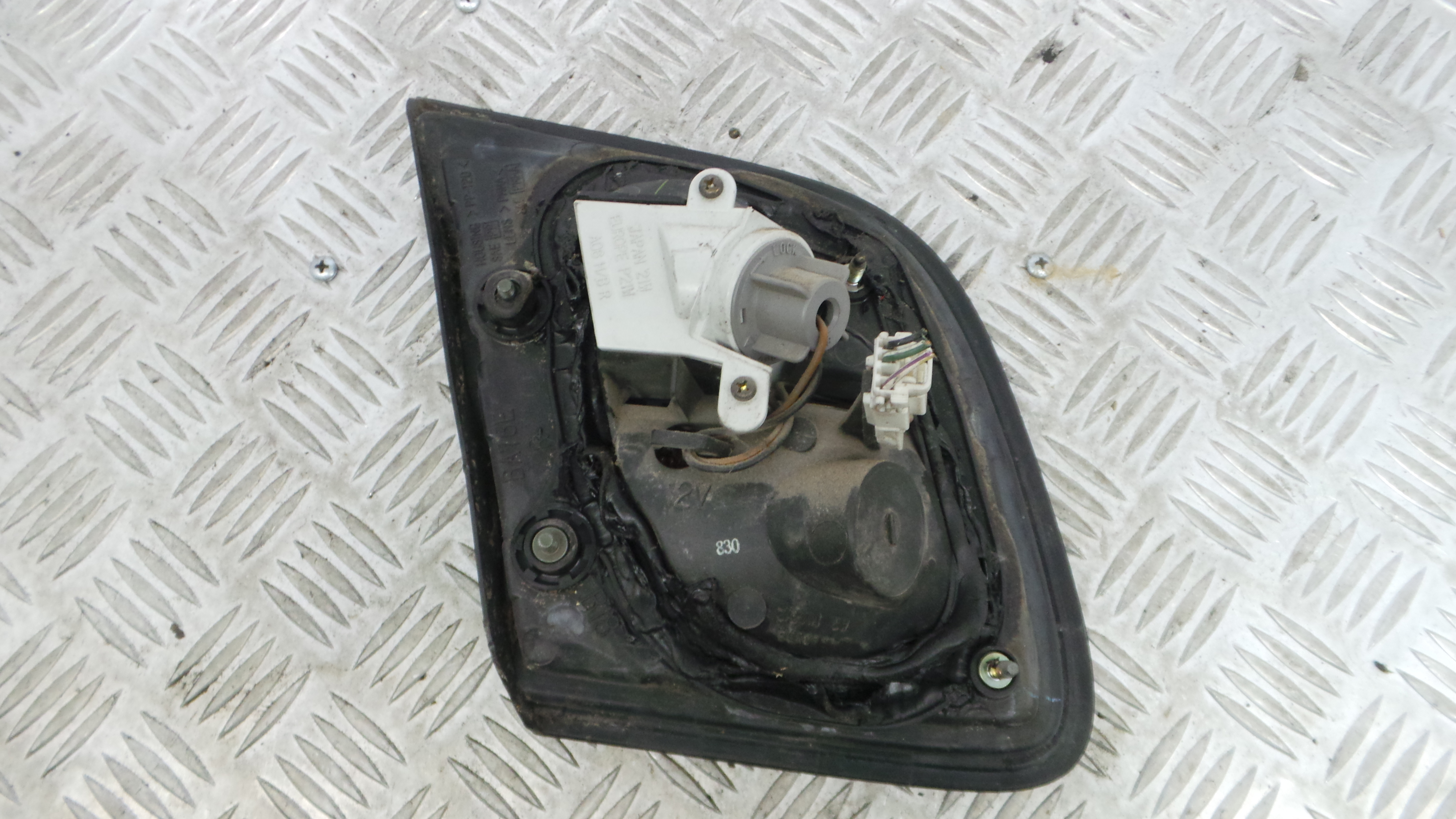 Farolim Mala Trás Dto BA75E - NISSAN ALMERA I (N15)-33196609