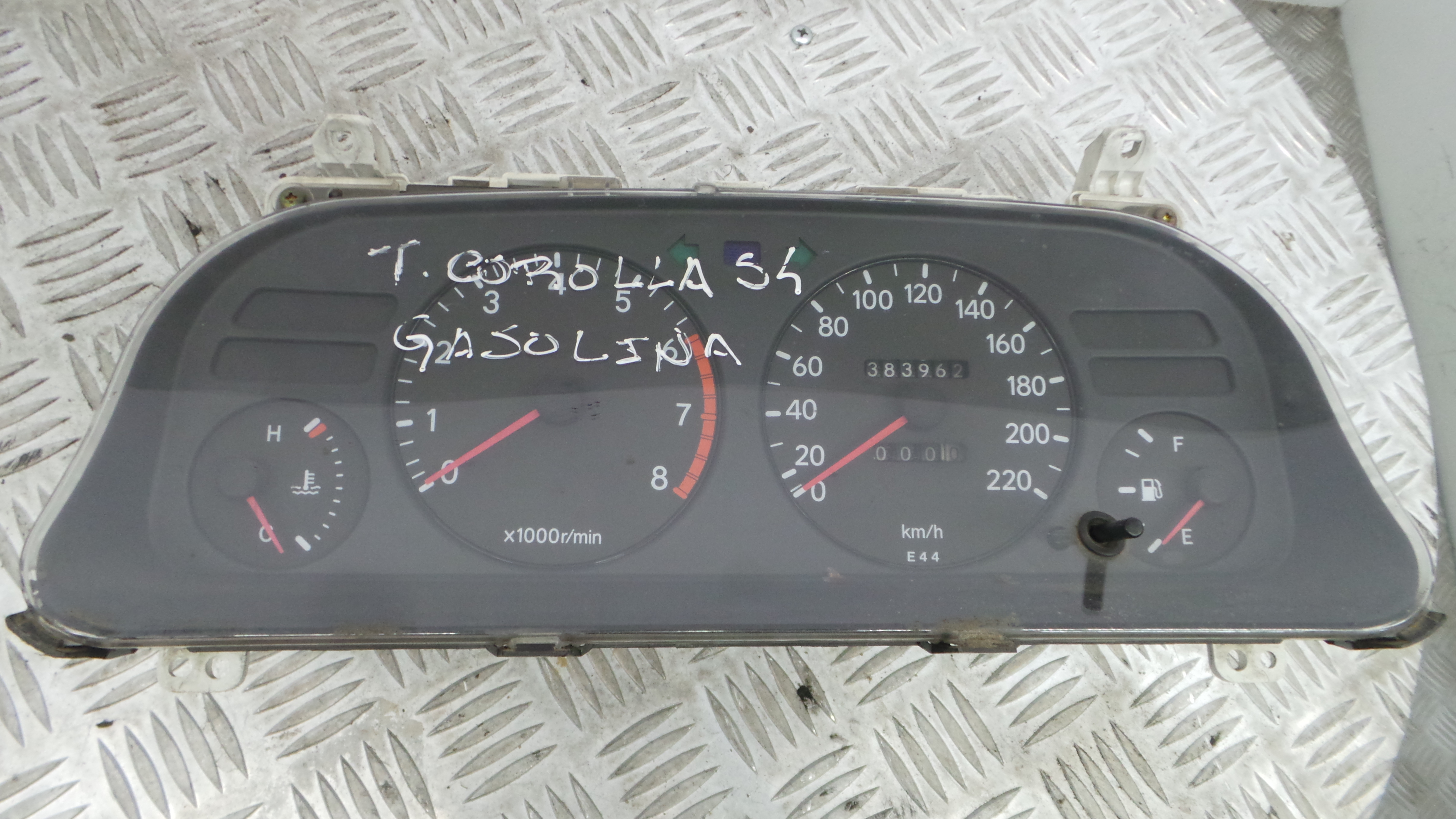 Quadrante 83200-1E063 - TOYOTA COROLLA (_E10_)-33196633