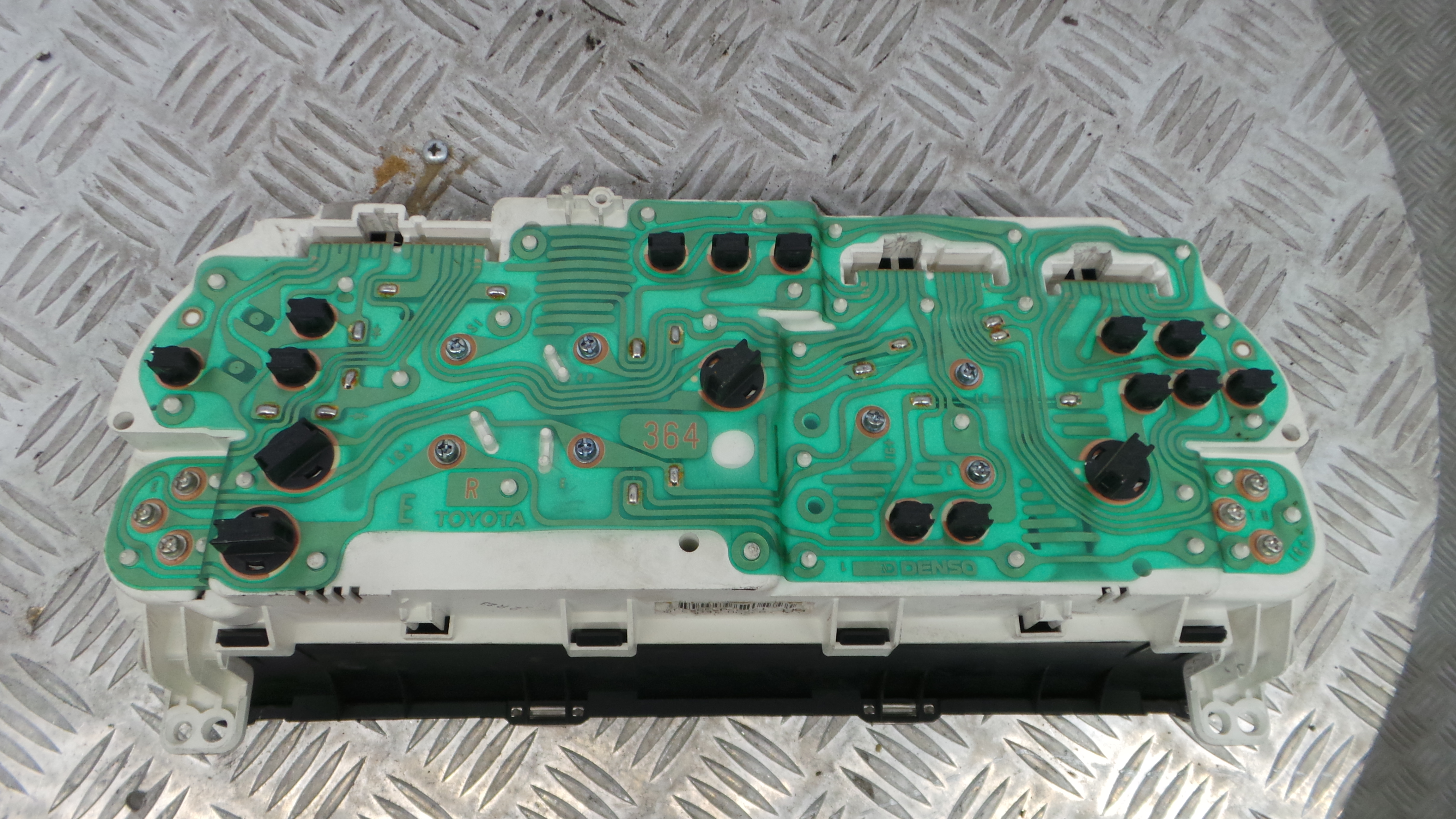 Quadrante 83200-1E063 - TOYOTA COROLLA (_E11_)-33196675