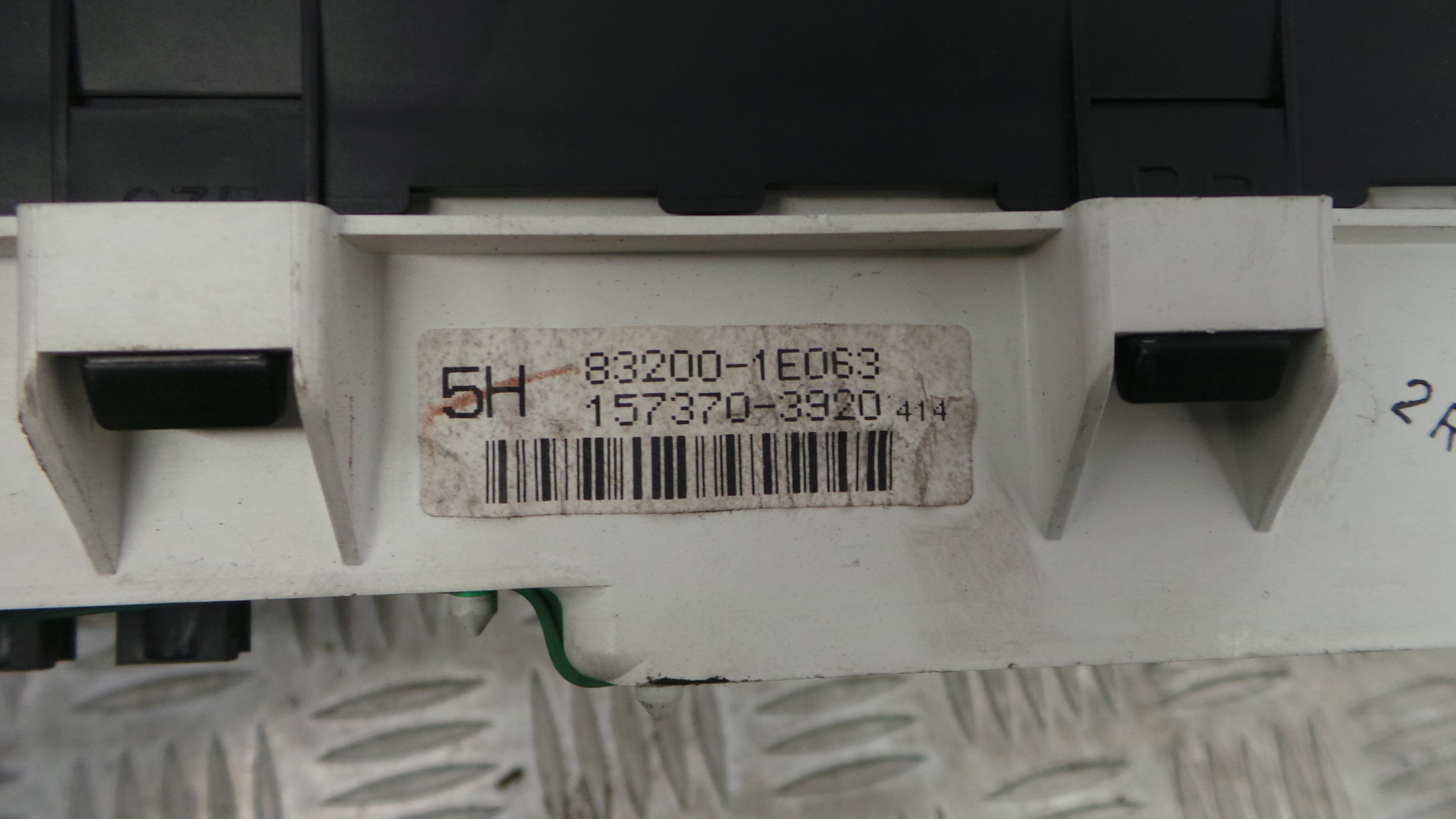 Quadrante 83200-1E063 - TOYOTA COROLLA (_E11_)-33196675