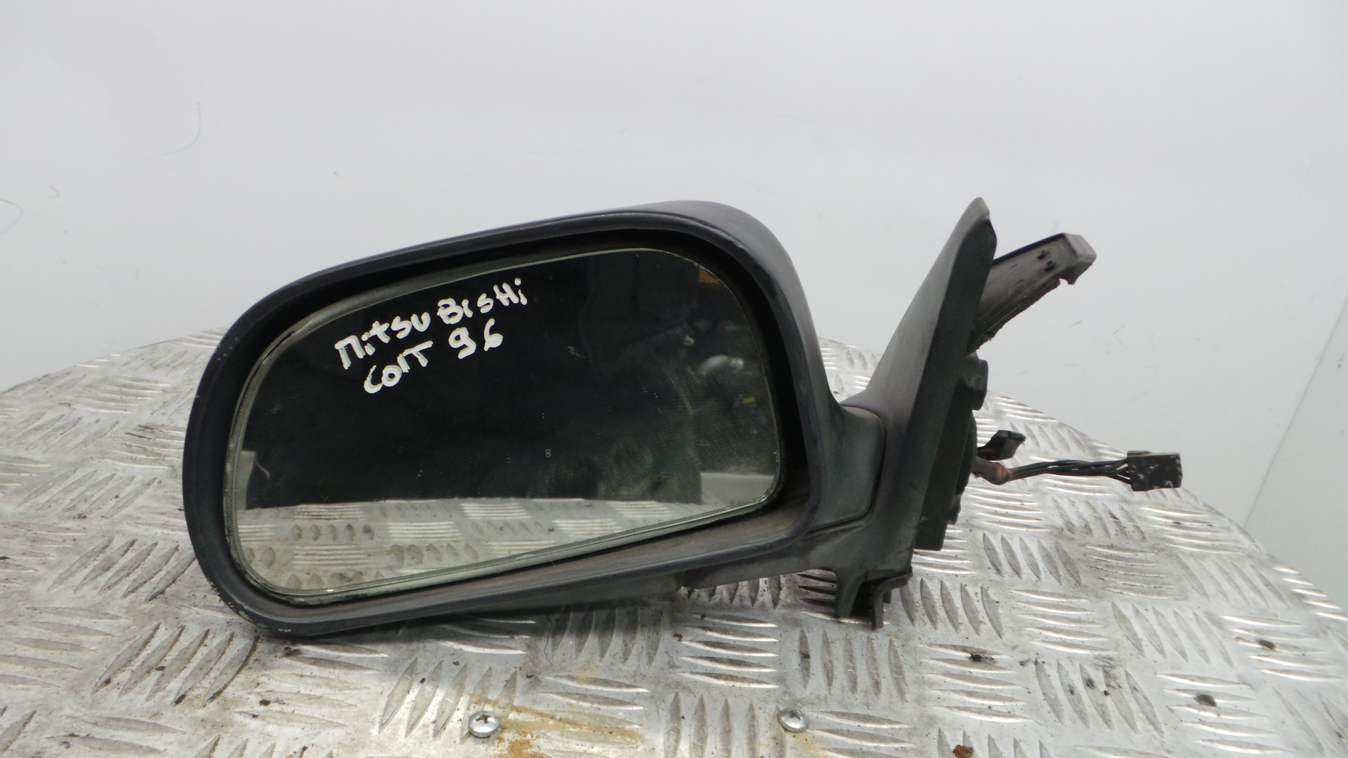 Espelho Retrovisor Esq MB799143 - MITSUBISHI COLT Mk V (CJ_, CP_), COLT V (CJ_, CP_)-33197218