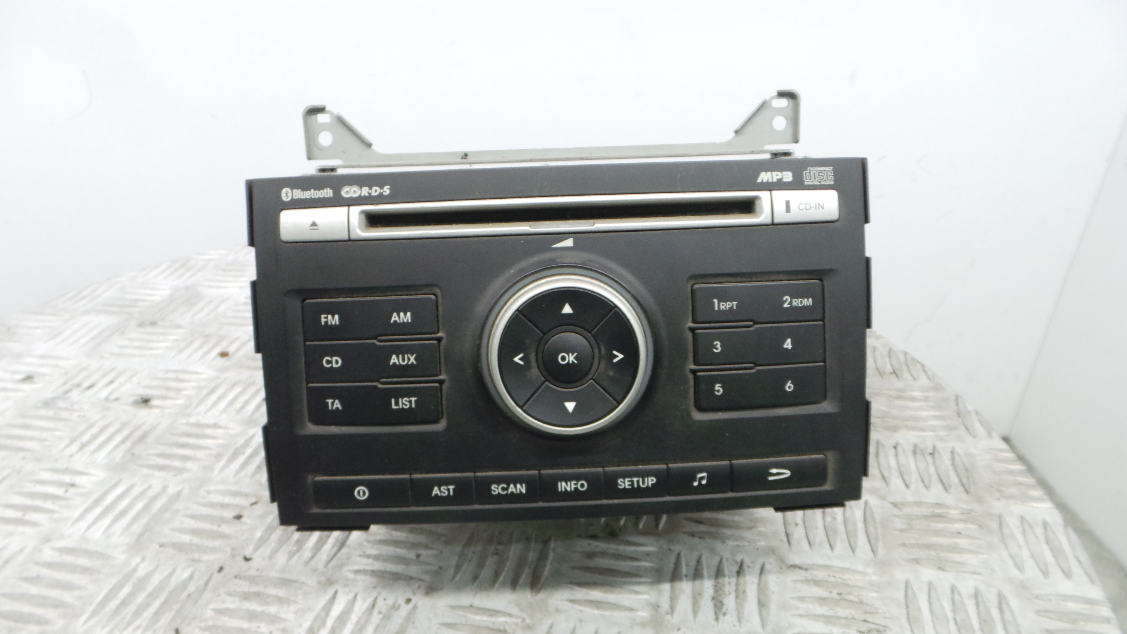 Auto-rádios 96160-1H150 - KIA CEE'D Hatchback (ED)-33197317 Auto-rádios 96160-1H150 - KIA CEE'D Hatchback (ED)-33197317