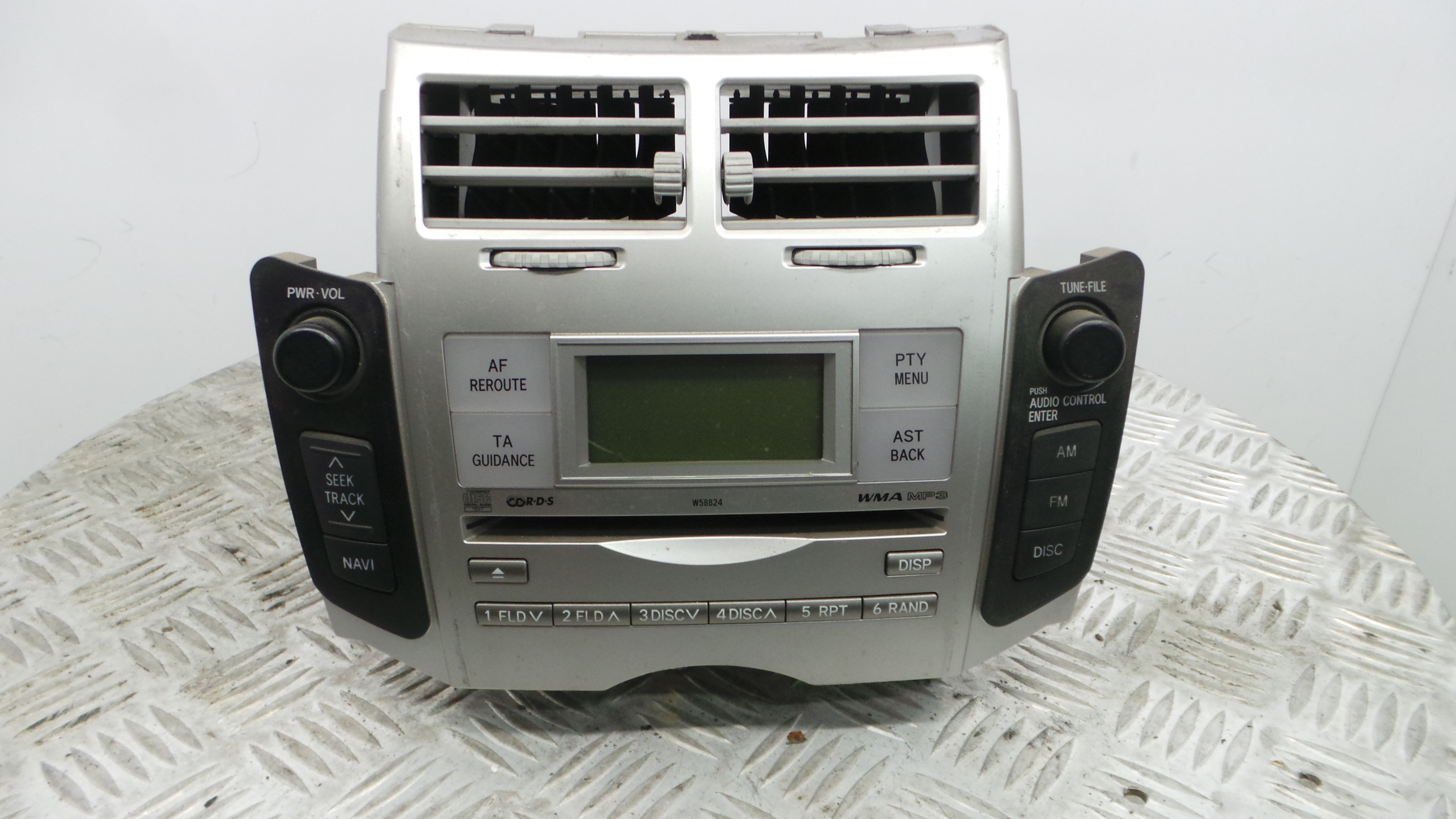 Auto-rádios 86120-0D211 - TOYOTA YARIS (_P9_), YARIS/VITZ (_P9_)-33197327