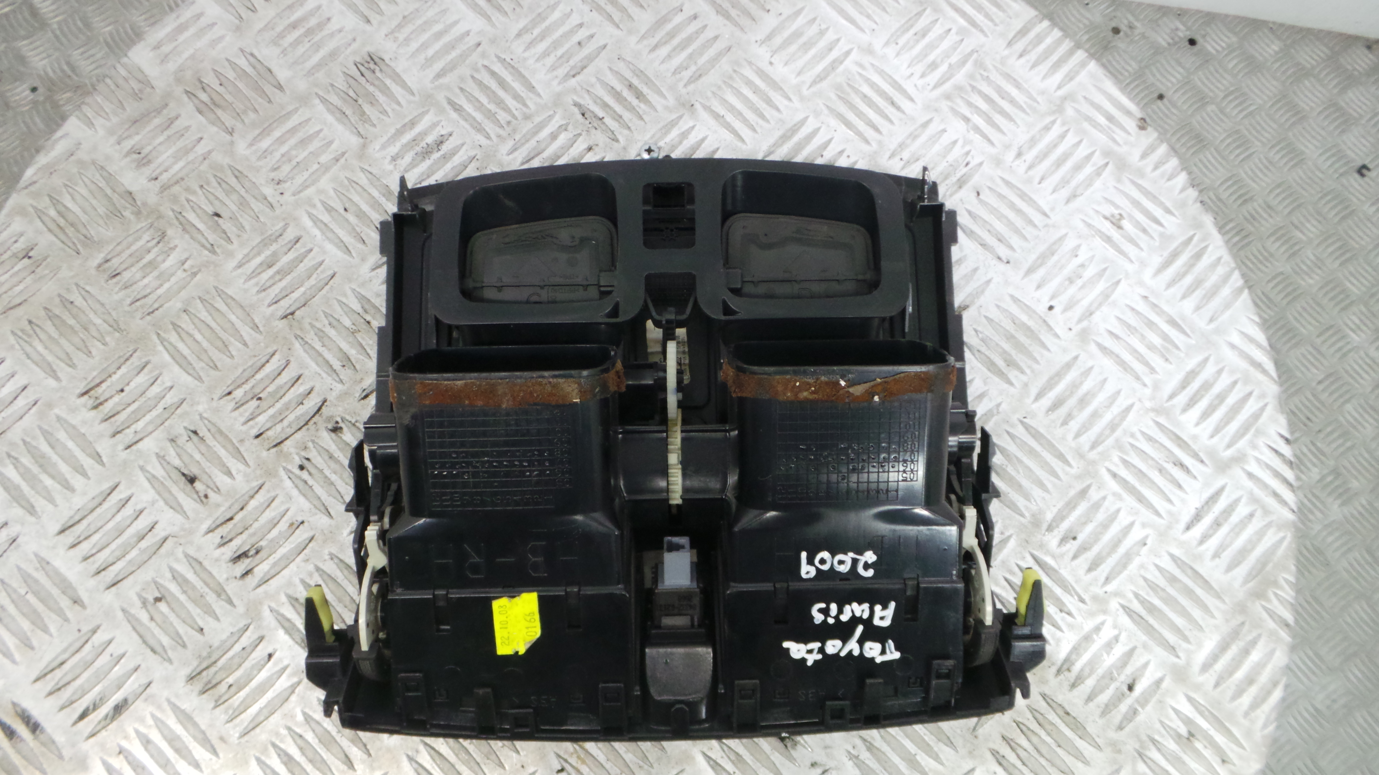 Consola central Tablier  11GY06 - TOYOTA AURIS (_E15_), COROLLA (_E15_)-33197369