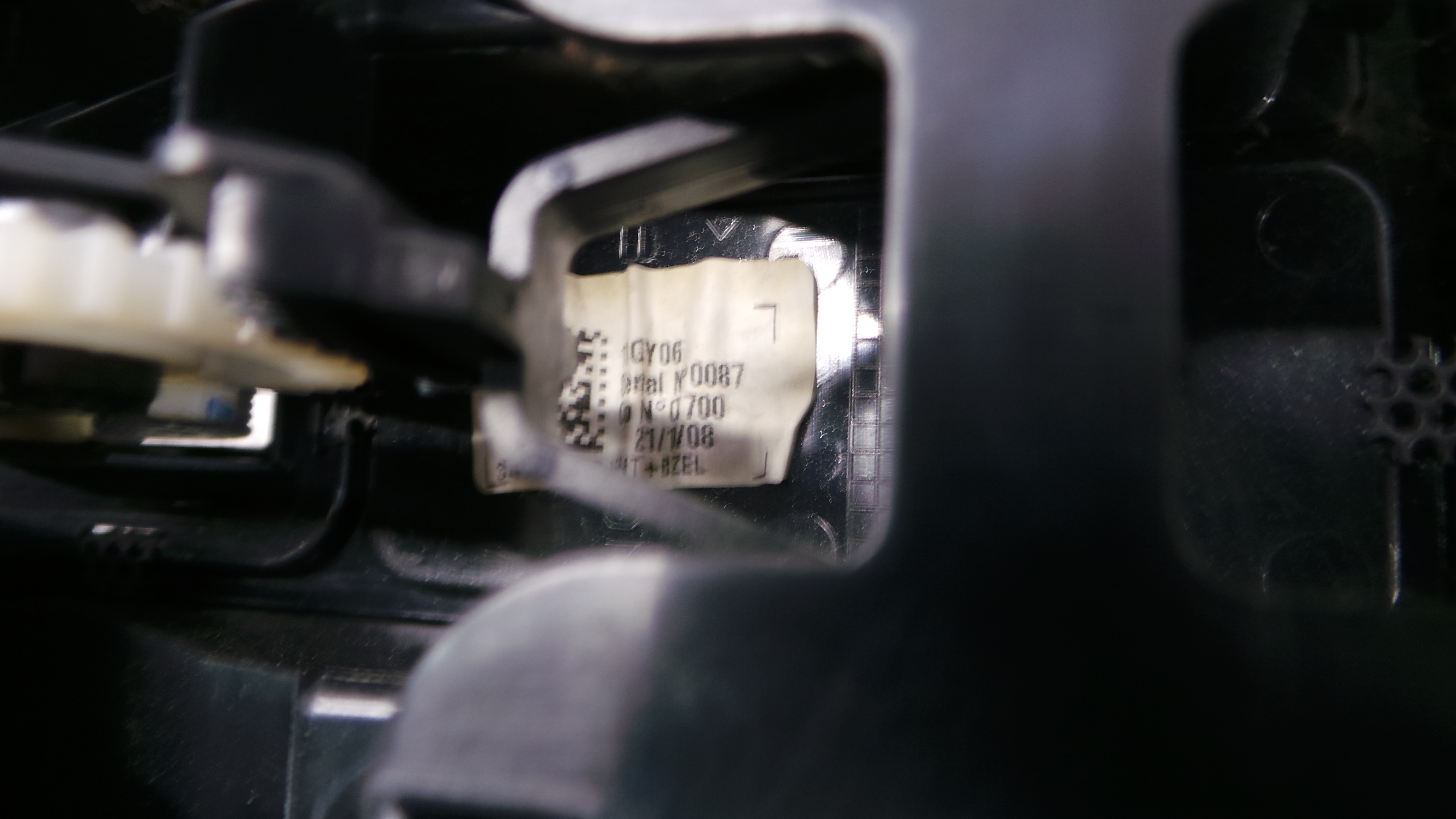 Consola central Tablier  11GY06 - TOYOTA AURIS (_E15_), COROLLA (_E15_)-33197369