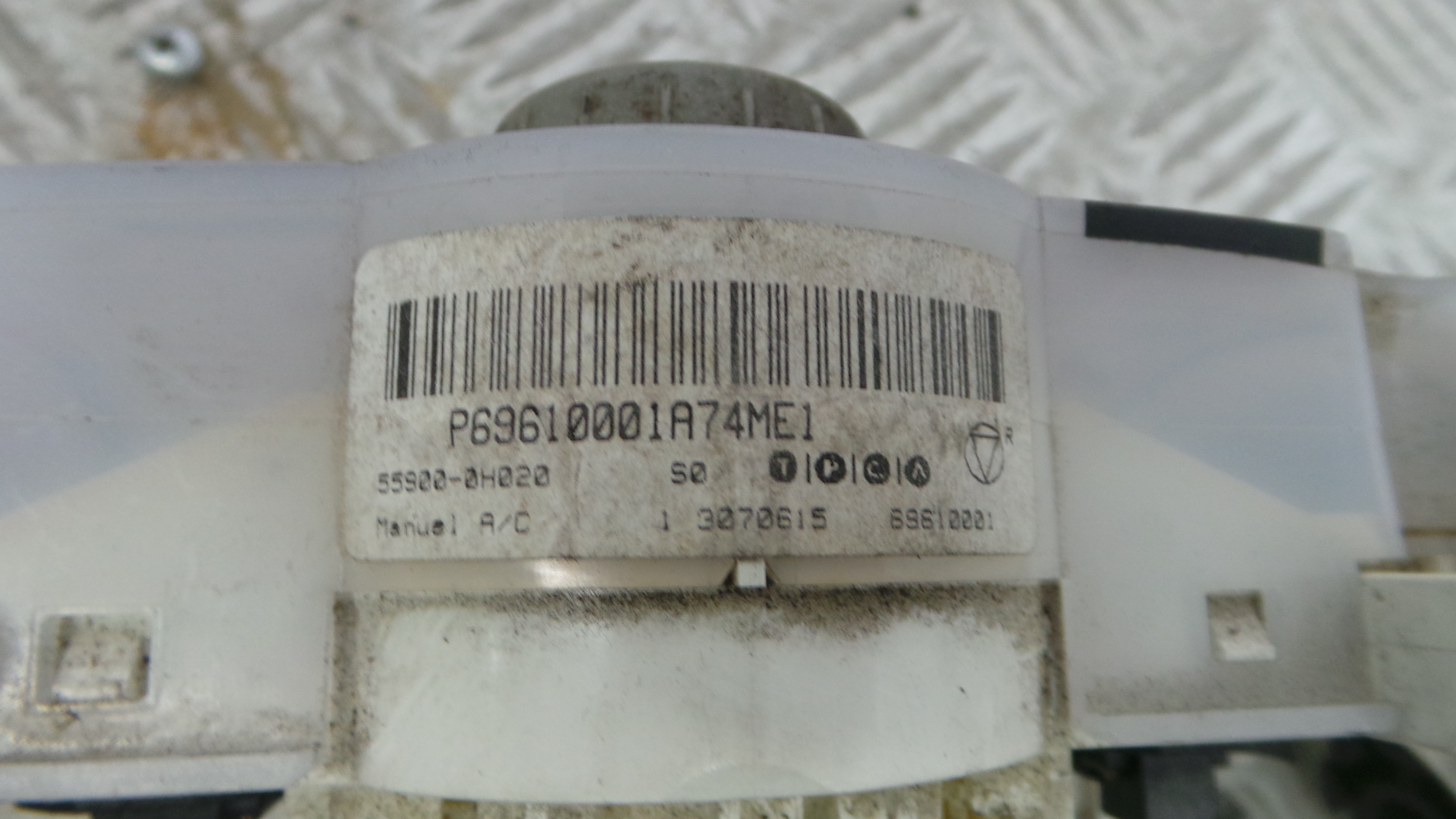 Comando da Sofagem / Climatronic 55900-0H020 - TOYOTA AYGO (_B1_)-33197383