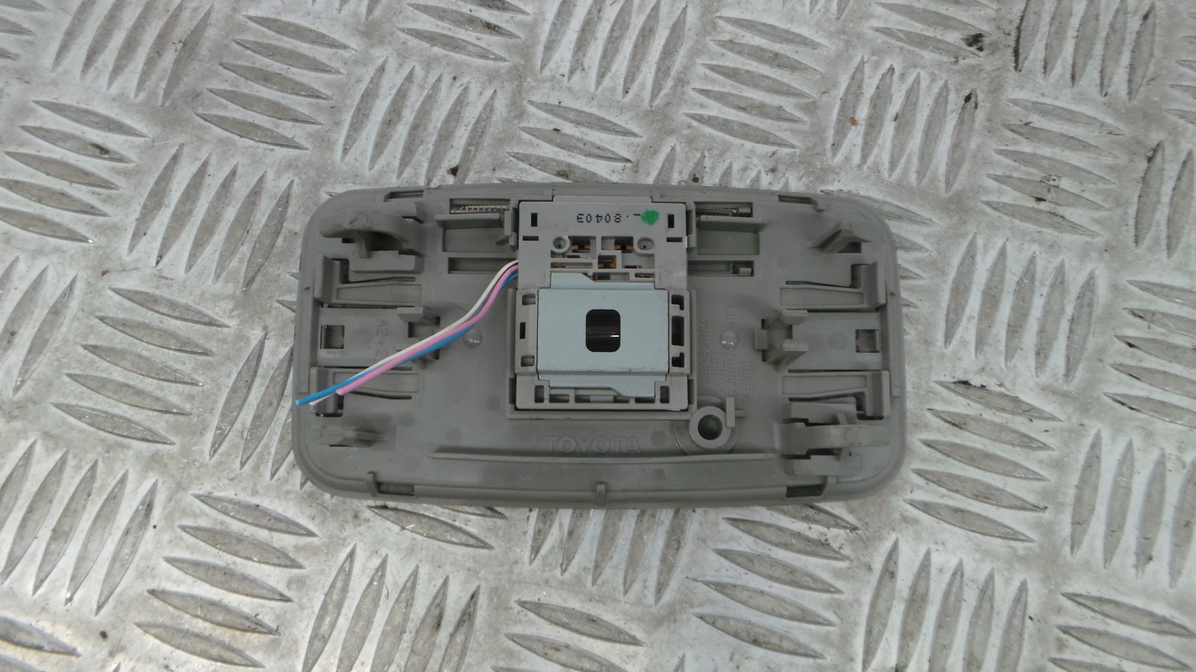 Plafonier Teto 8136668010 - TOYOTA YARIS (_P9_), YARIS/VITZ (_P9_)-33197464