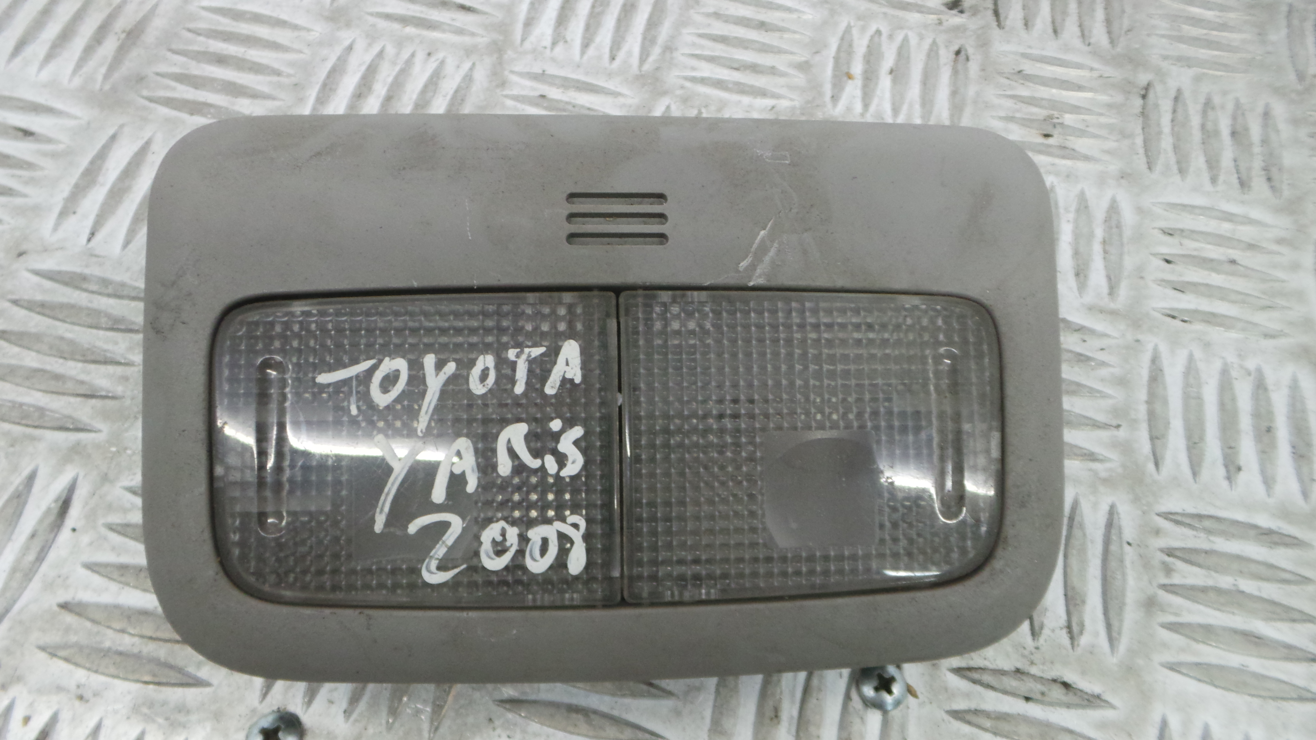 Plafonier Teto 81260-0D030 - TOYOTA YARIS (_P9_), YARIS/VITZ (_P9_)-33197510