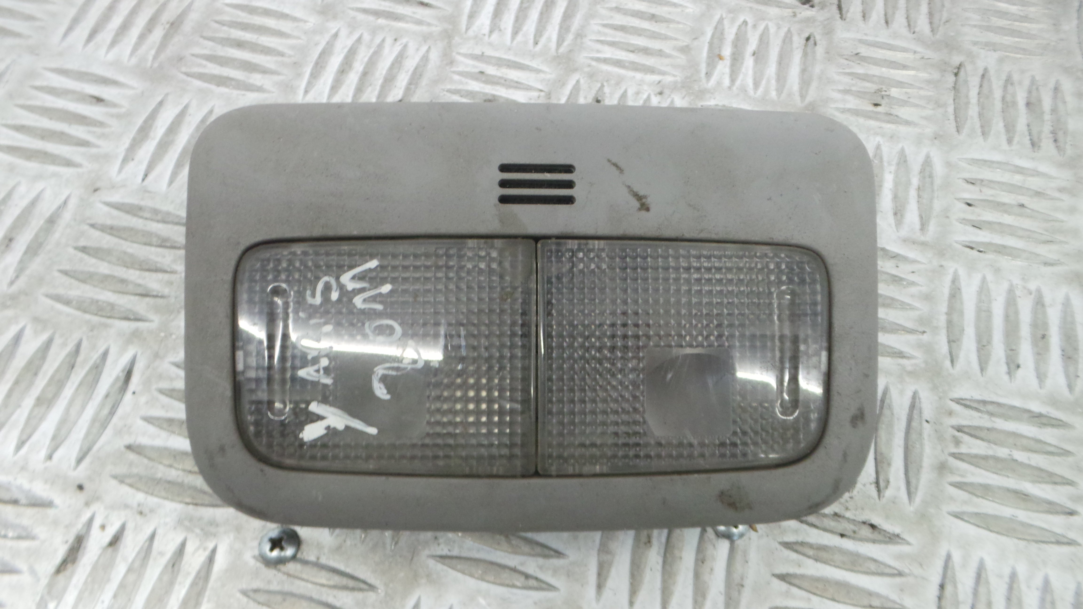 Plafonier Teto 81260-0D050 - TOYOTA YARIS (_P13_), YARIS/VITZ (_P13_)-33197513