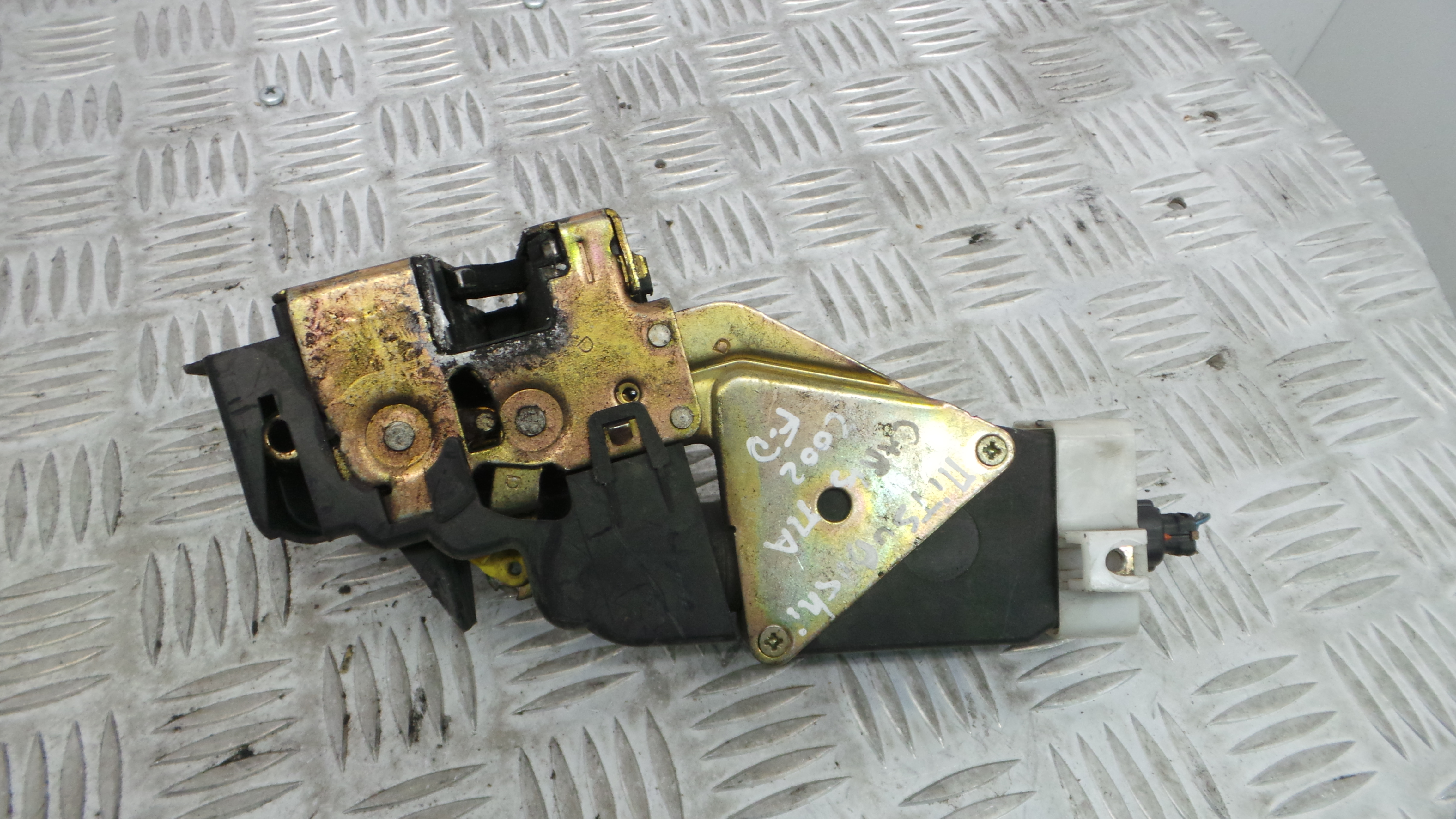 Fecho da Porta Frente Dto MR912016 - MITSUBISHI CARISMA (DA_)-33197601