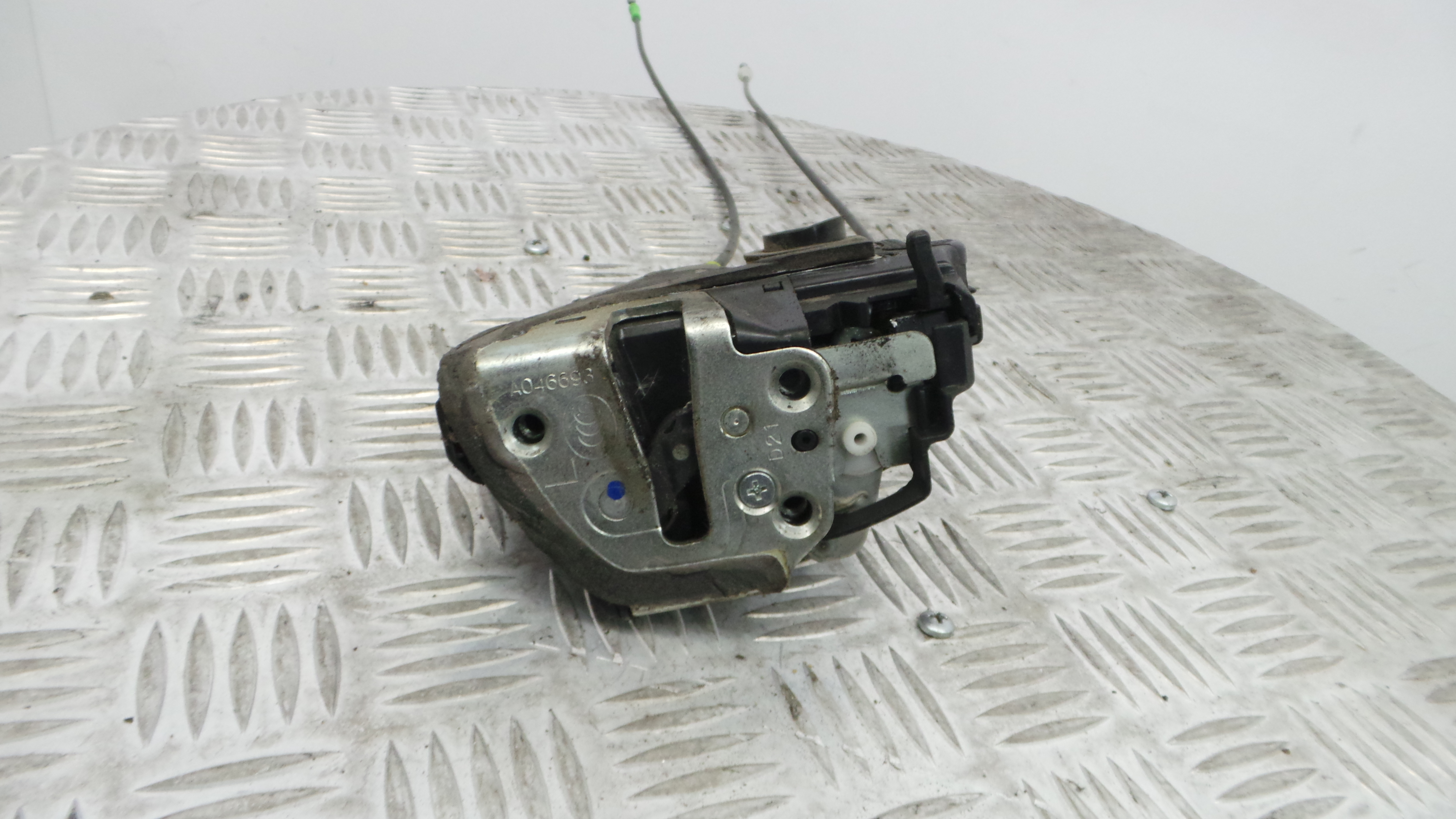 Fecho da Porta Trás Esq 6906002170 - TOYOTA AURIS (_E15_), COROLLA (_E15_)-33197686 Fecho da Porta Trás Esq 6906002170 - TOYOTA AURIS (_E15_), COROLLA (_E15_)-33197686