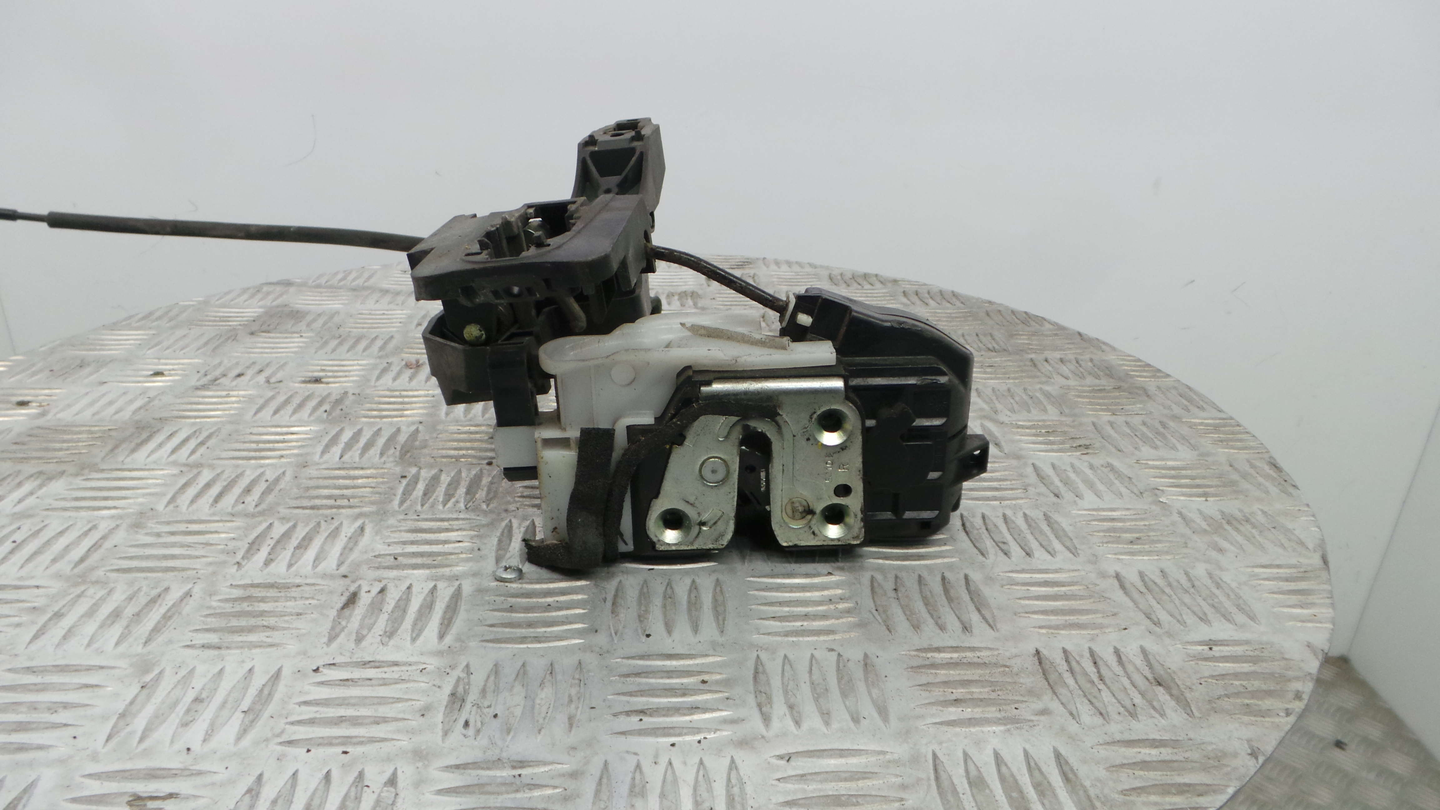 Fecho da Porta Dto 813201H320 - KIA CEE'D Hatchback (ED)-33197720 Fecho da Porta Dto 813201H320 - KIA CEE'D Hatchback (ED)-33197720