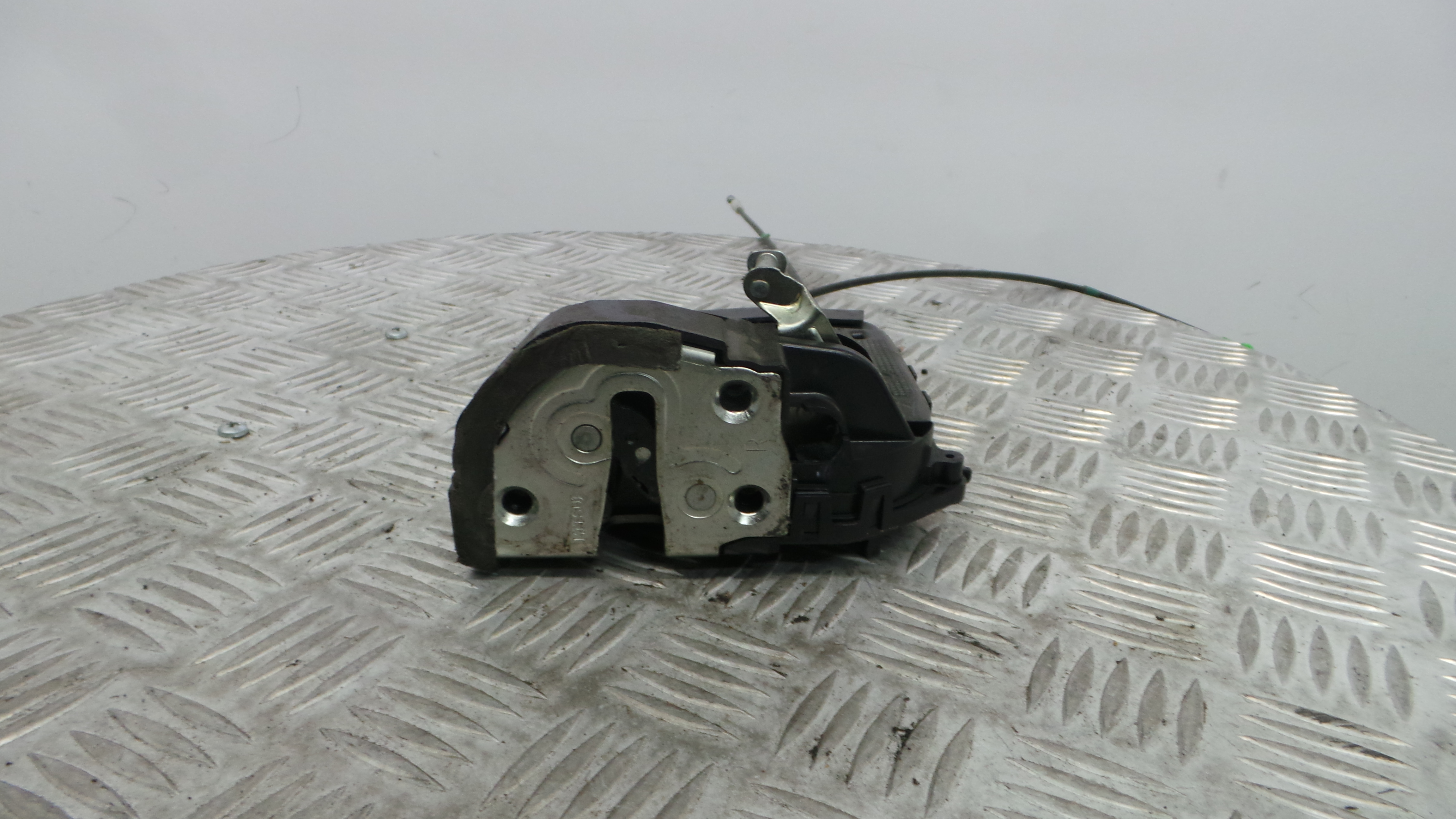 Fecho da Porta Trás Dto 690500D060 - TOYOTA YARIS (_P9_), YARIS/VITZ (_P9_)-33197731 Fecho da Porta Trás Dto 690500D060 - TOYOTA YARIS (_P9_), YARIS/VITZ (_P9_)-33197731