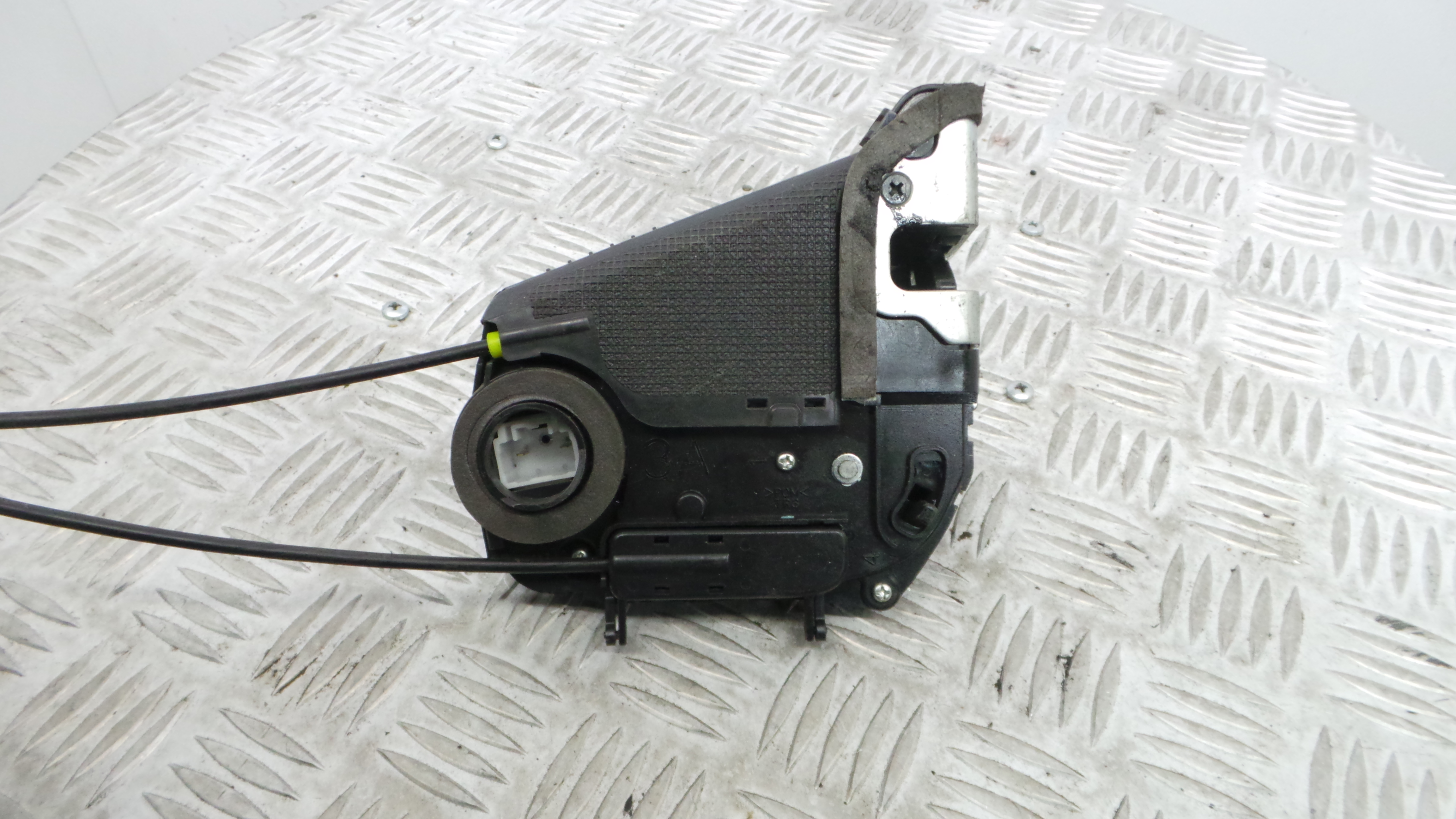 Fecho da Porta Trás Dto 690500D060 - TOYOTA YARIS (_P9_), YARIS/VITZ (_P9_)-33197731