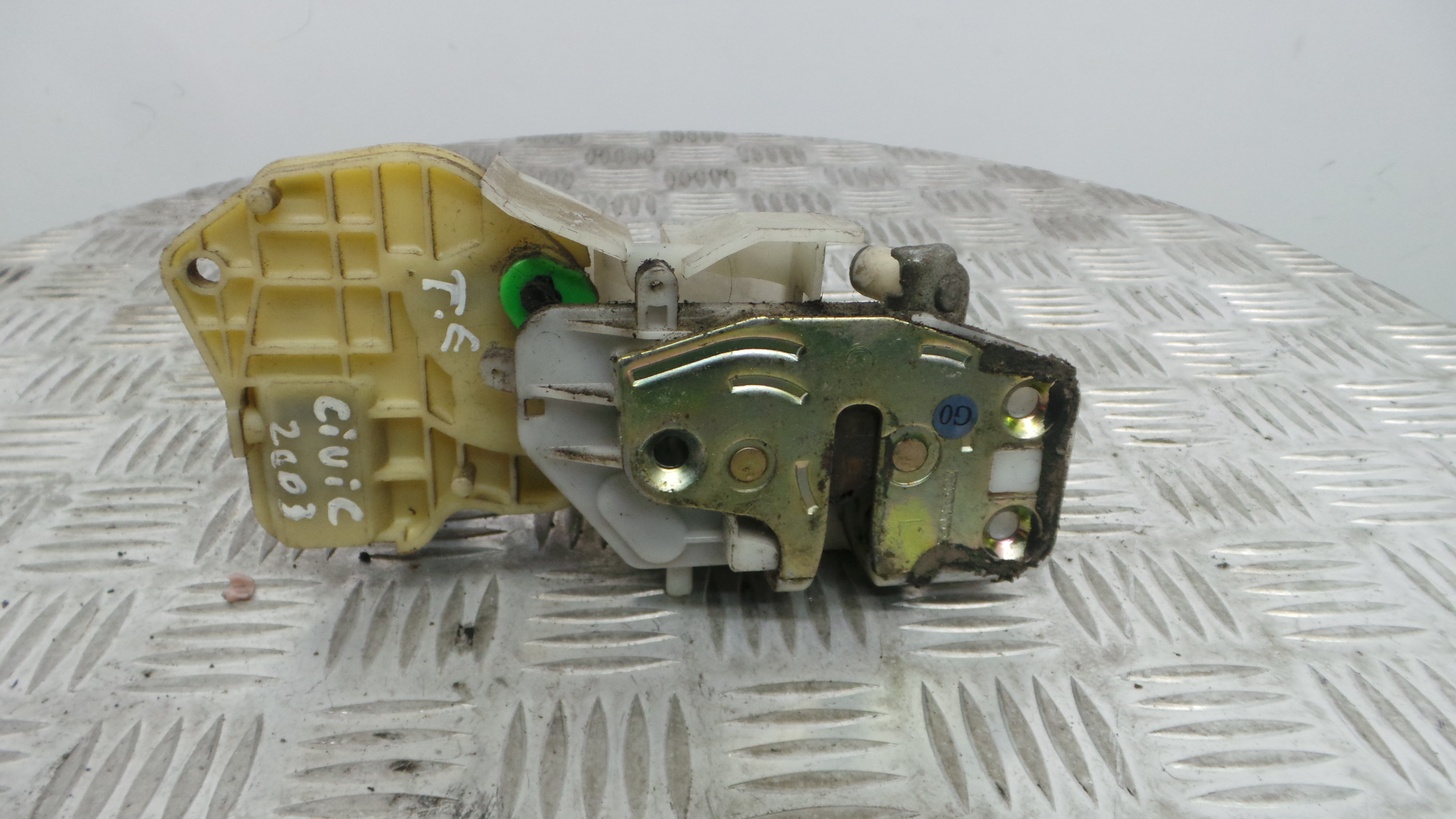 Fecho da Porta Trás Esq 72650S6AQ02 - HONDA CIVIC VII Hatchback (EU, EP, EV)-33197764 Fecho da Porta Trás Esq 72650S6AQ02 - HONDA CIVIC VII Hatchback (EU, EP, EV)-33197764