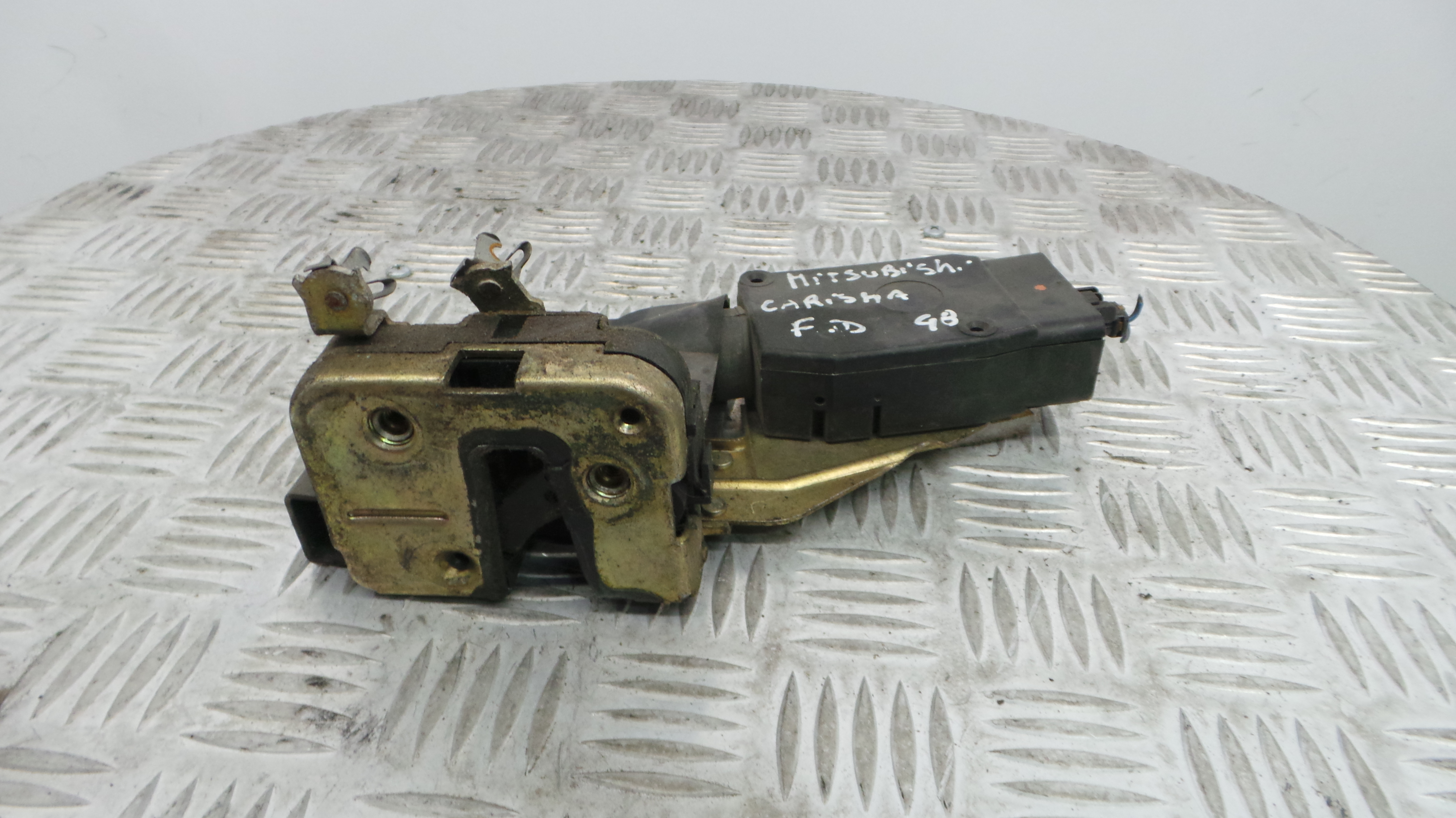 Fecho da Porta Frente Dto MR912016 - MITSUBISHI CARISMA (DA_)-33197770