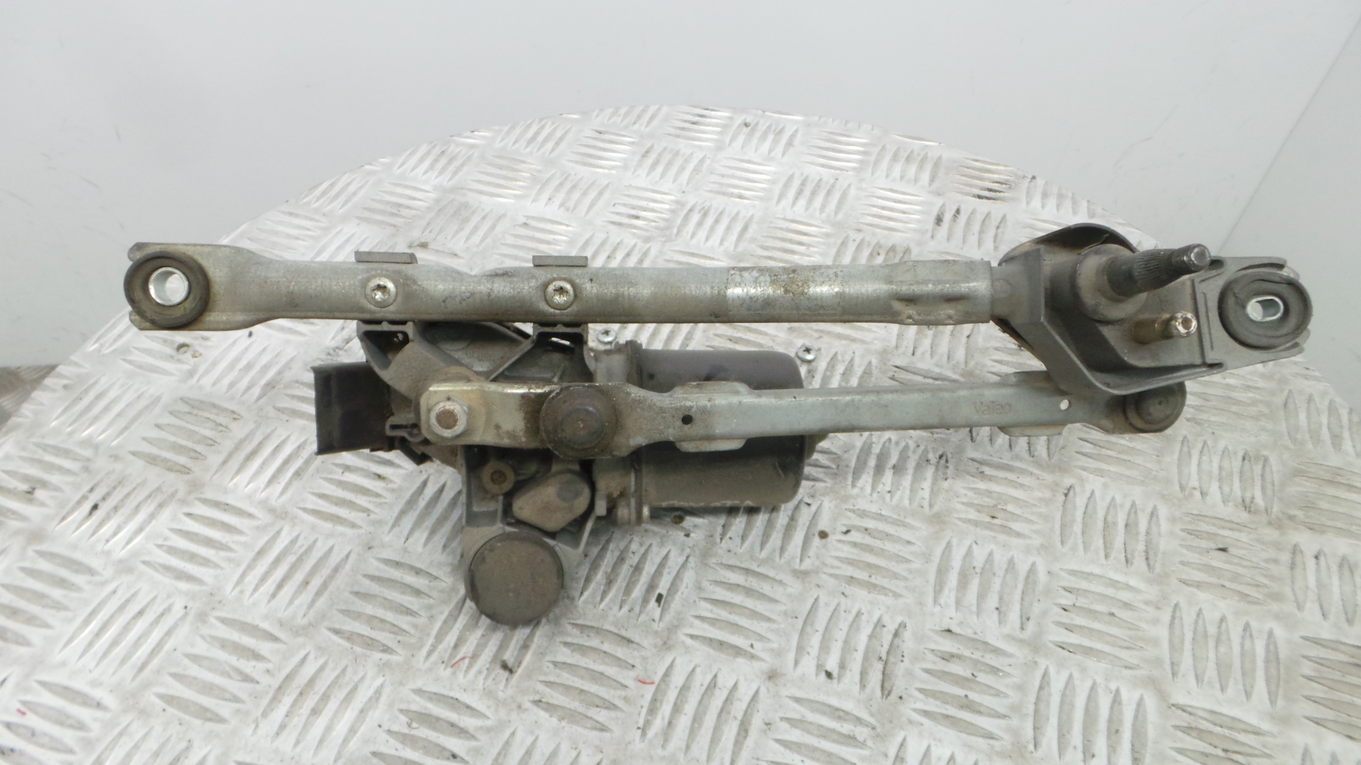 Motor Limpa Vidros Frente 850100H011 - TOYOTA AYGO (_B1_)-33197791 Motor Limpa Vidros Frente 850100H011 - TOYOTA AYGO (_B1_)-33197791