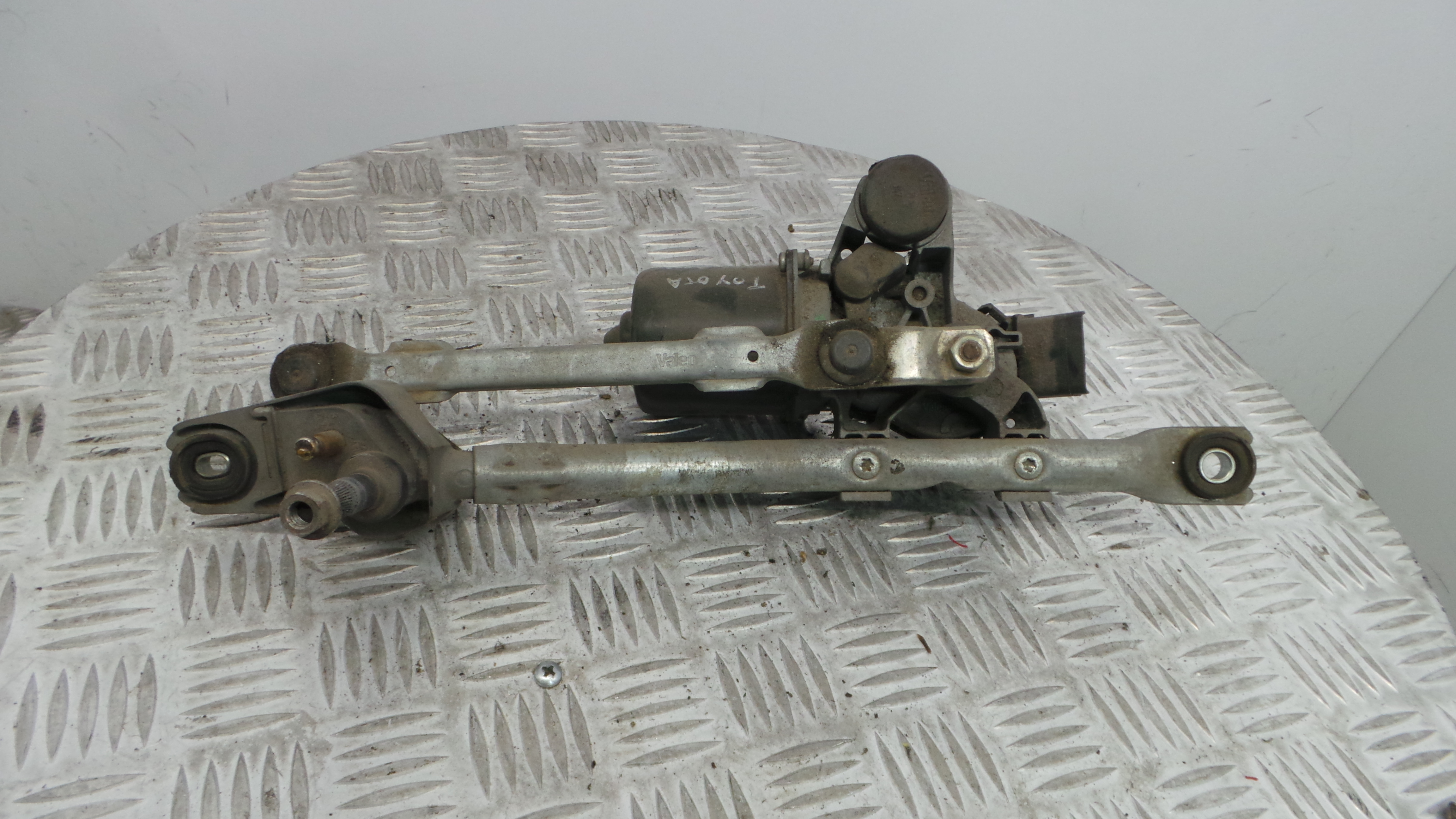 Motor Limpa Vidros Frente 850100H011 - TOYOTA AYGO (_B1_)-33197871 Motor Limpa Vidros Frente 850100H011 - TOYOTA AYGO (_B1_)-33197871