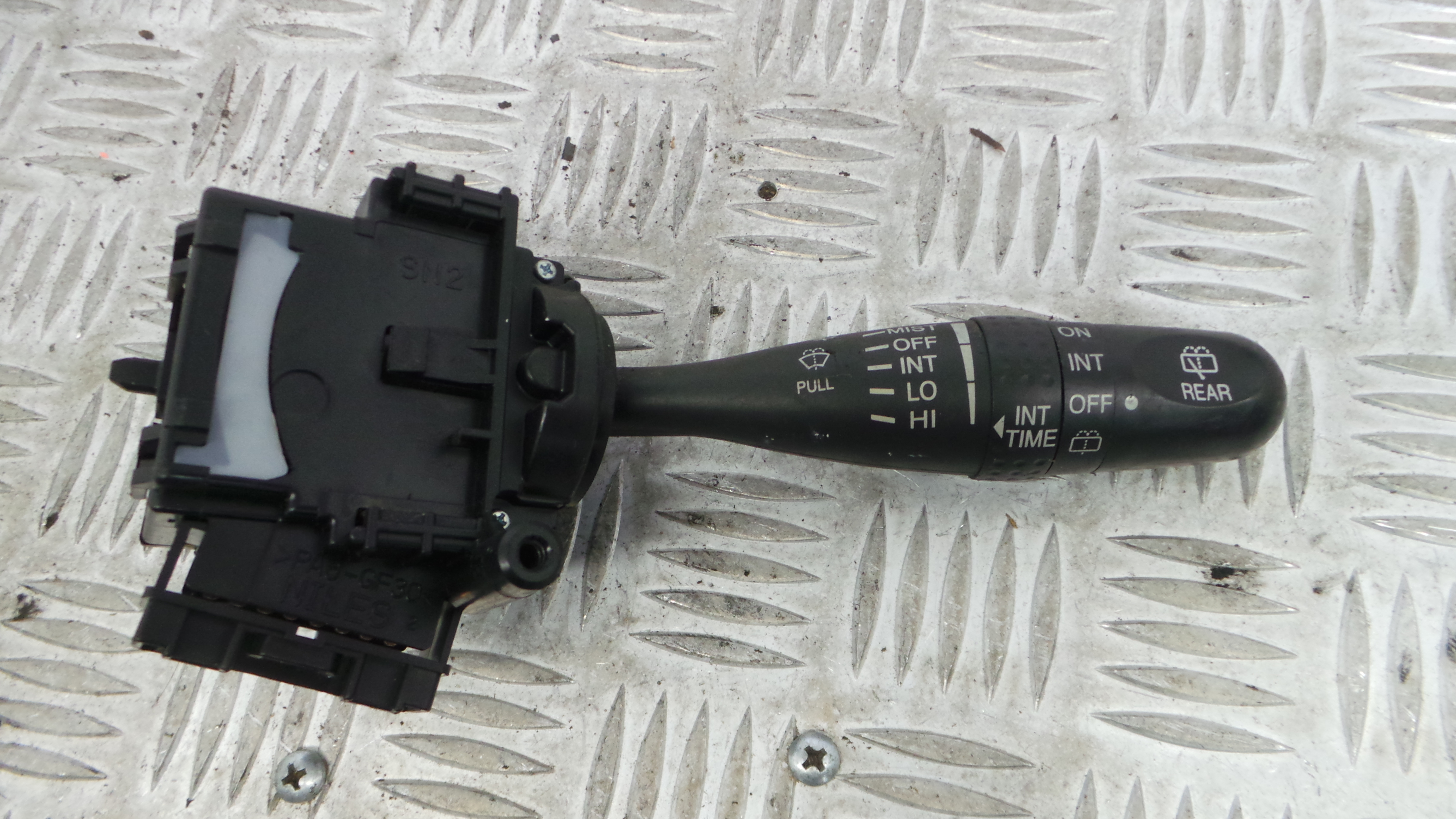 Comando de Limpa Para Brisas 37310-62JA1-000 - SUZUKI SWIFT III (MZ, EZ)-33197944