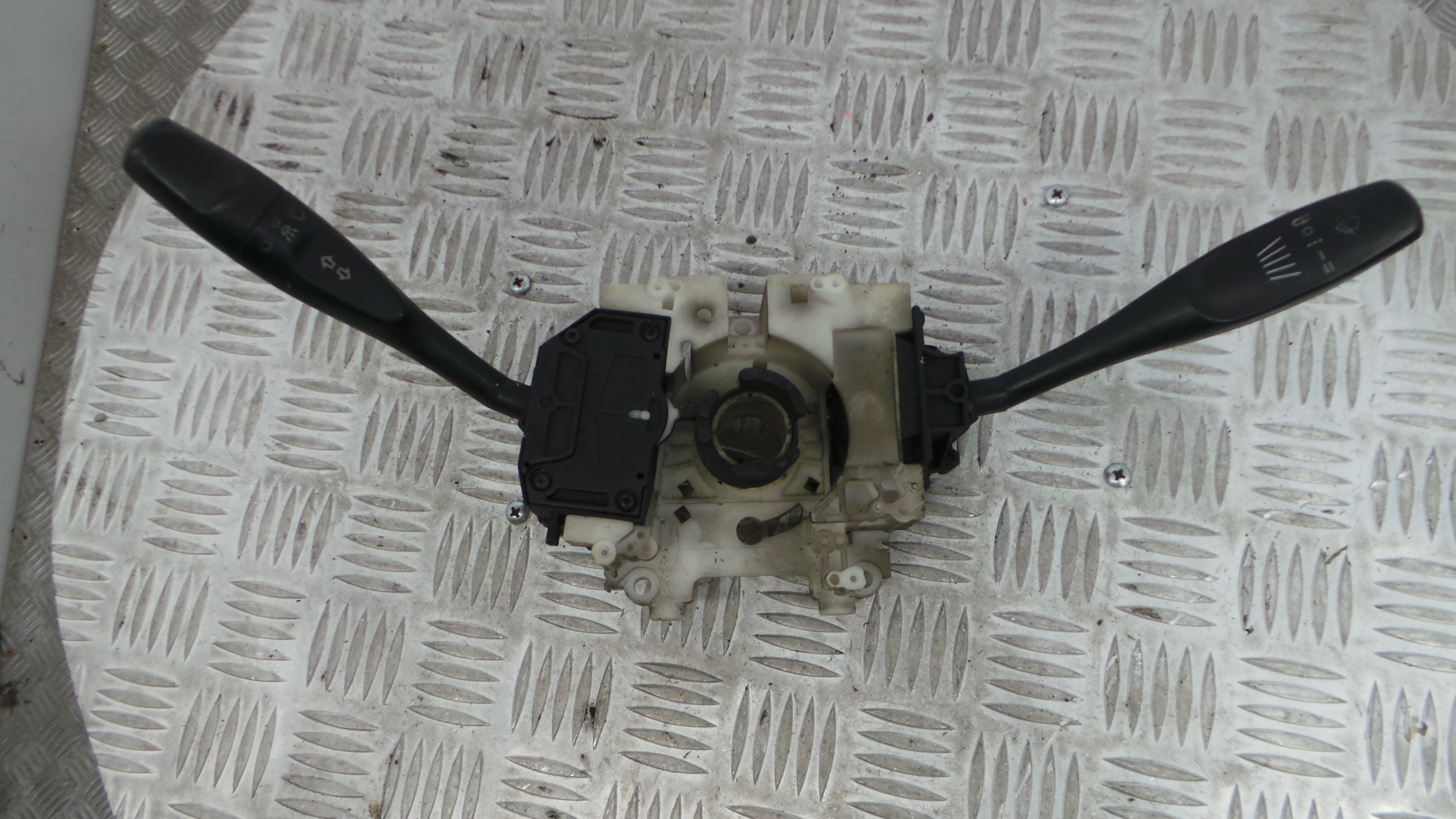 Comando das luzes  MR318843 - MITSUBISHI CARISMA (DA_)-33197969