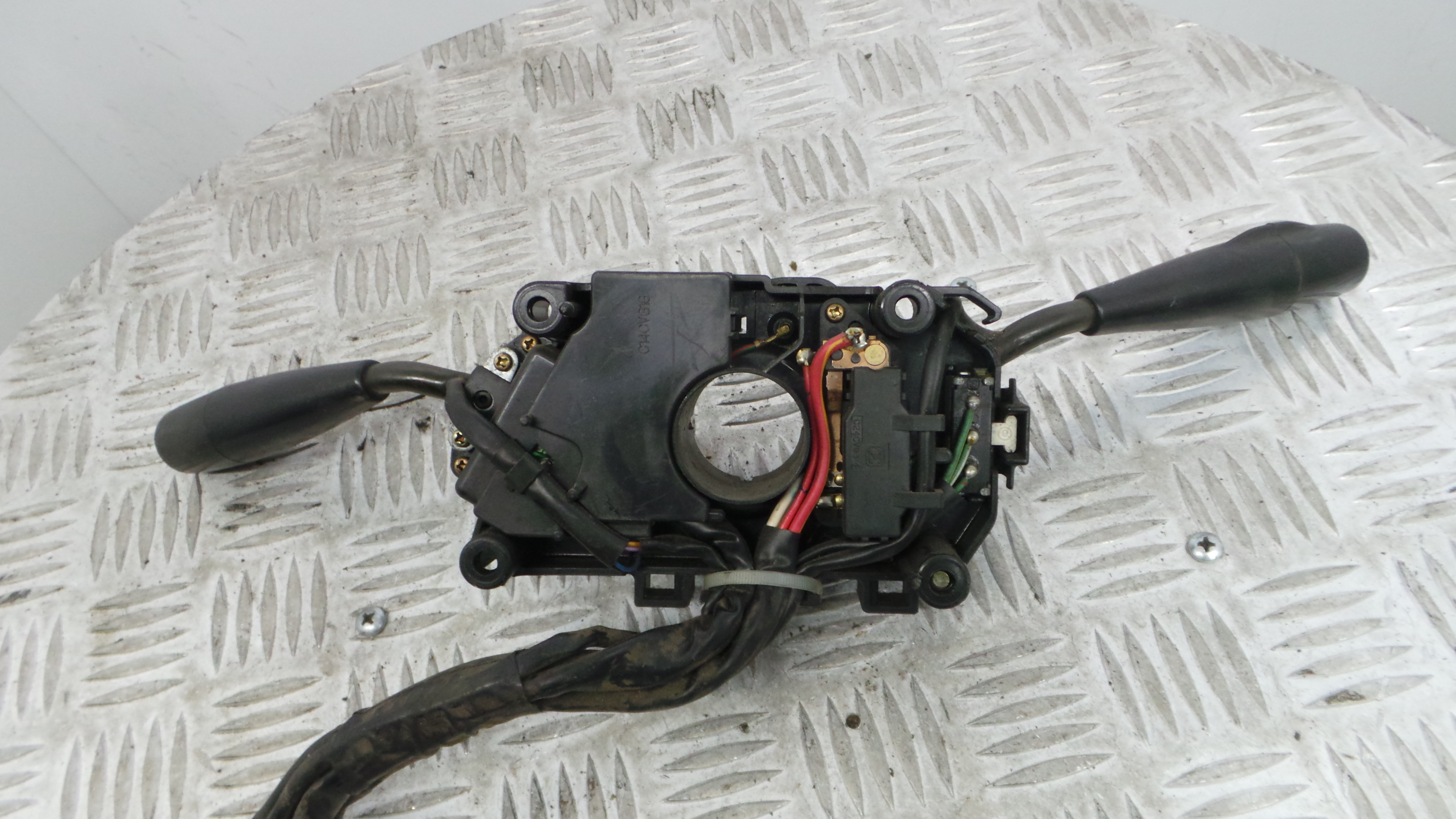 Comando das luzes C14CV318 - TOYOTA COROLLA (_E11_)-33198006