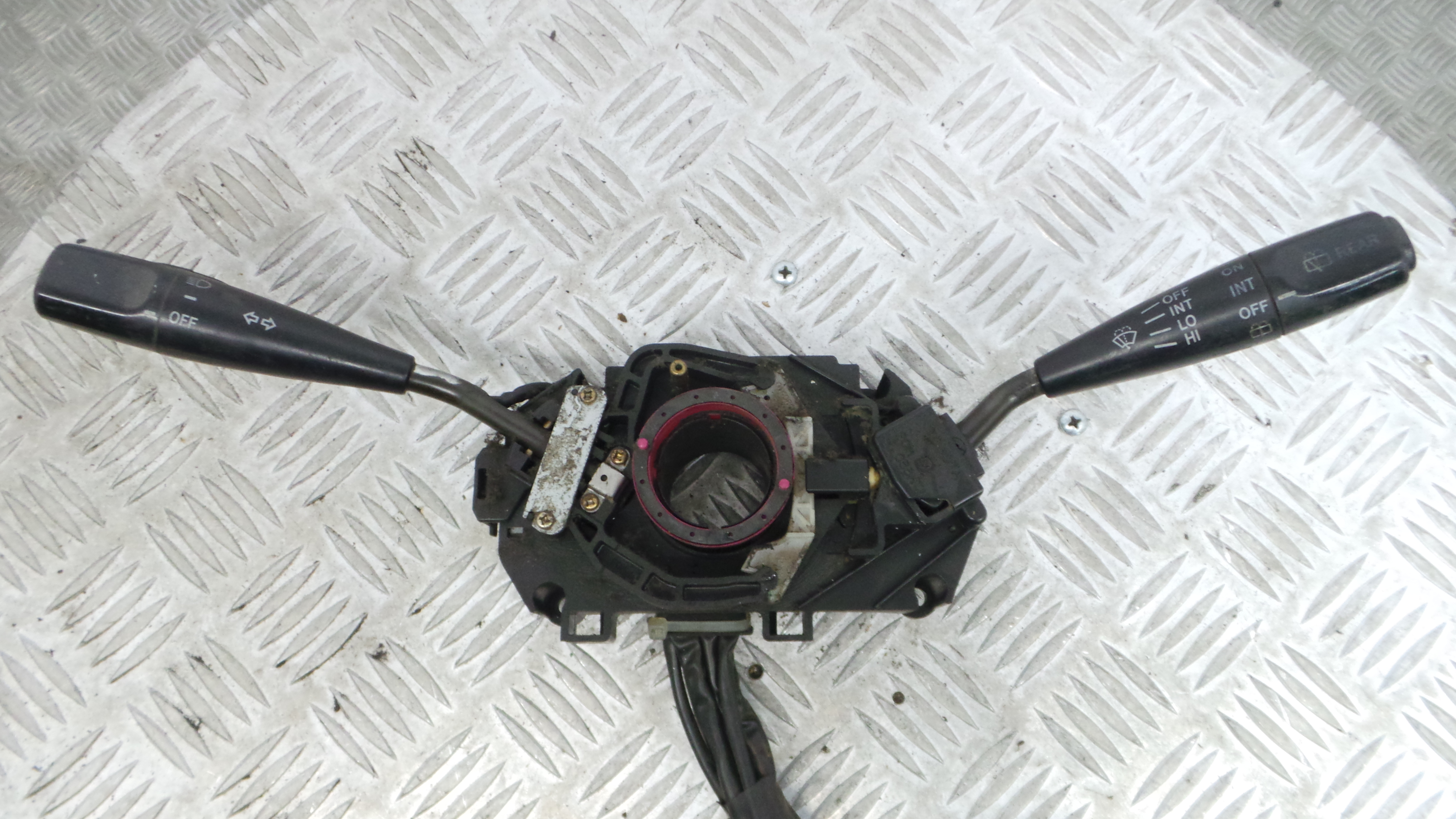 Comando das luzes C14CV318 - TOYOTA COROLLA (_E10_)-33198016